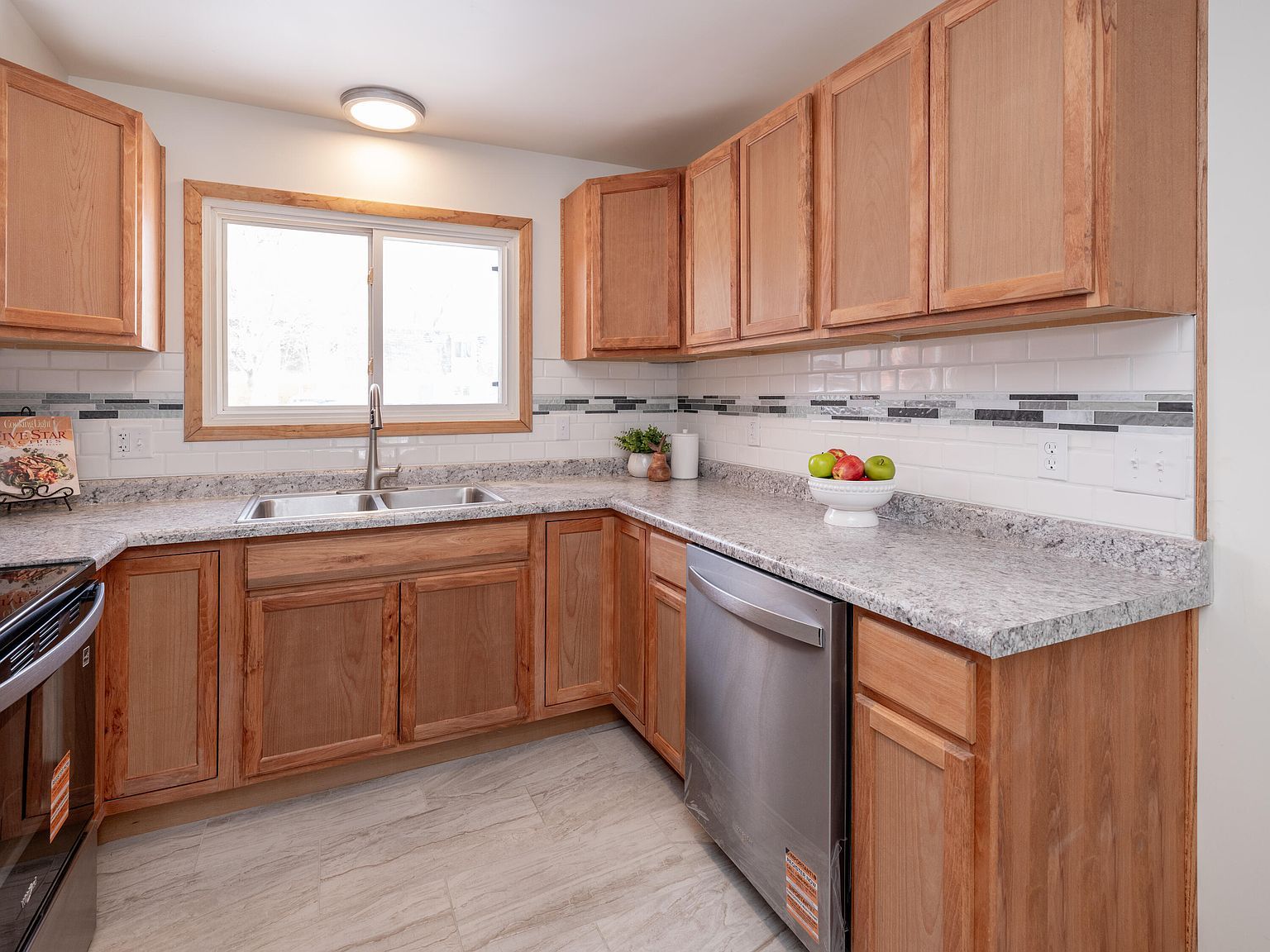 2514 Townhouse Ln Kalamazoo, MI 49001 - Thumbnail 3