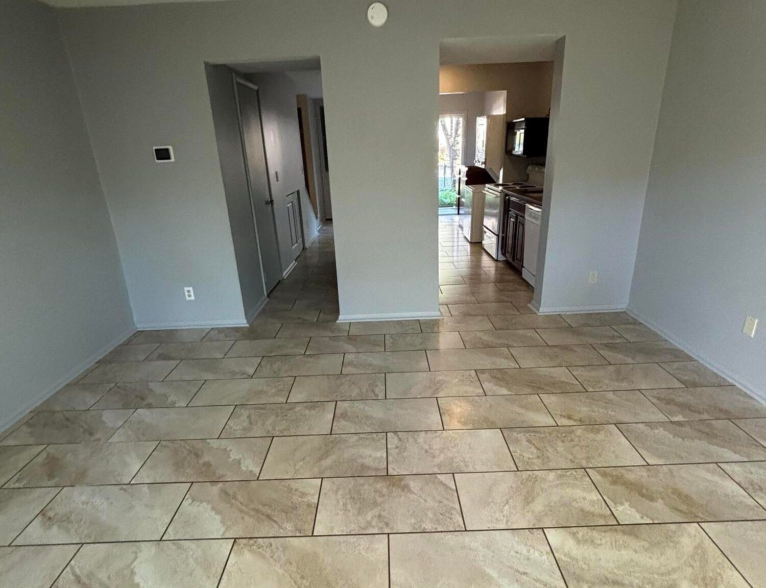 3647 Kenbrooke Ct Kalamazoo, MI 49006 - Thumbnail 3