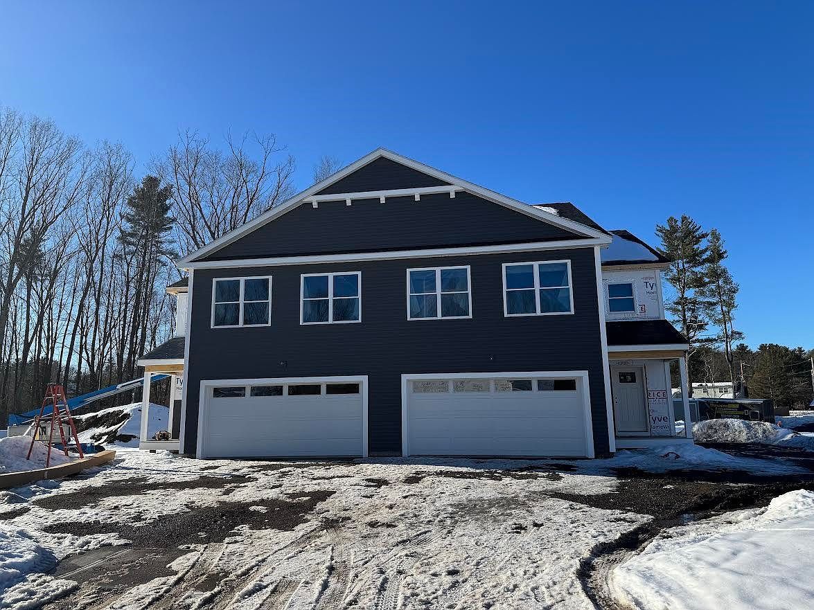 11 Tessa Ct UNIT 11 Essex, VT 05452 - Thumbnail 3