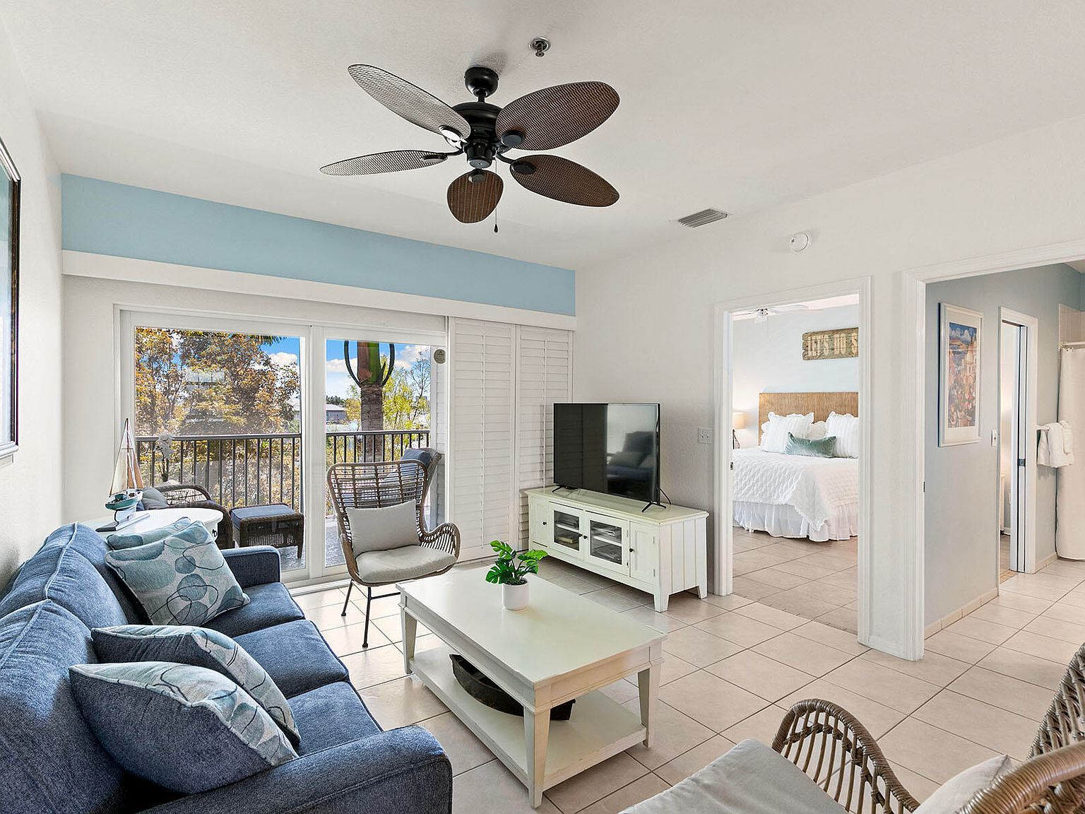 140 Palm St #413 Marco Island, FL 34145 - Thumbnail 3