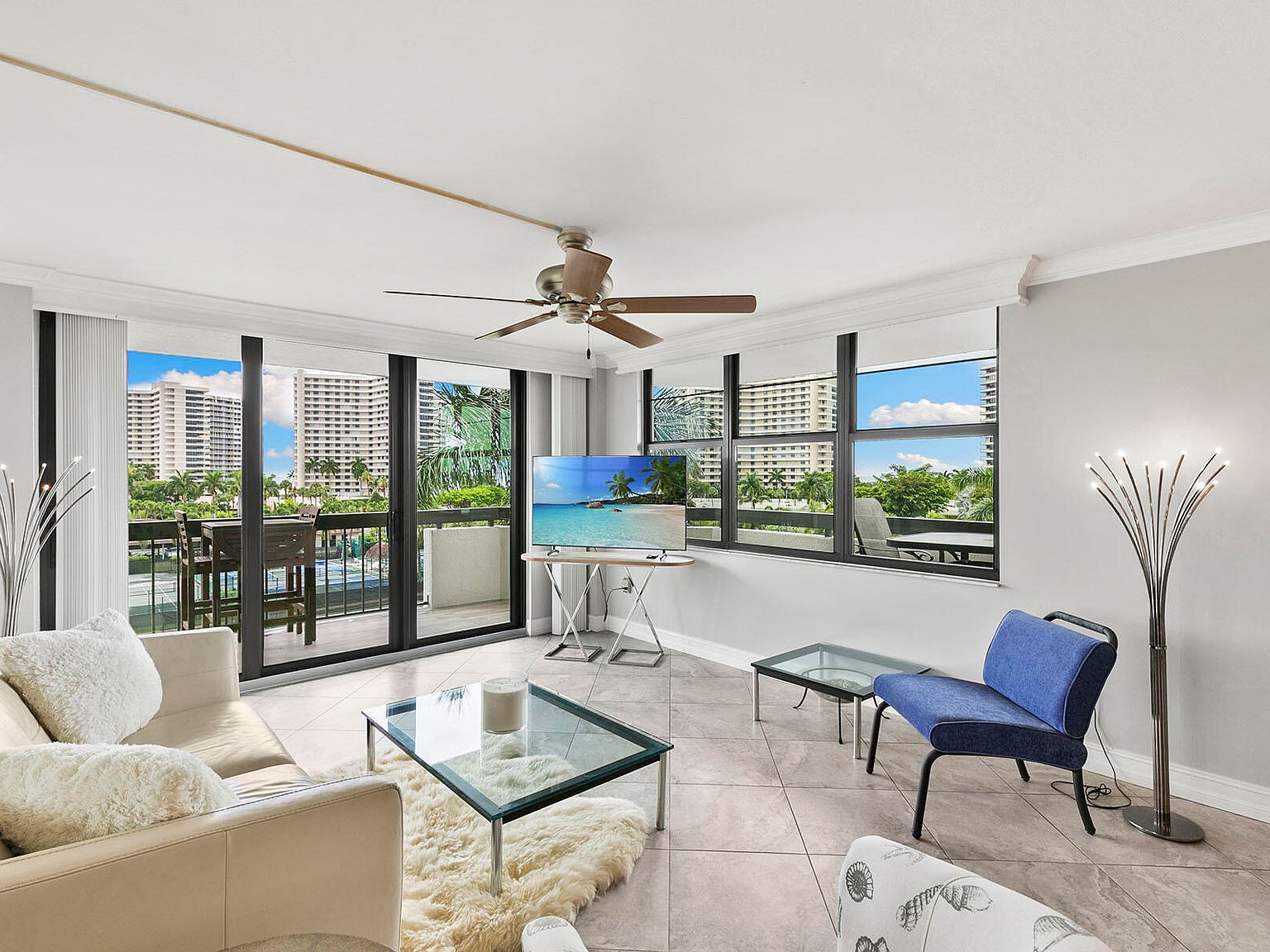 591 Seaview Ct APT 508 Marco Island, FL 34145 - Thumbnail 3