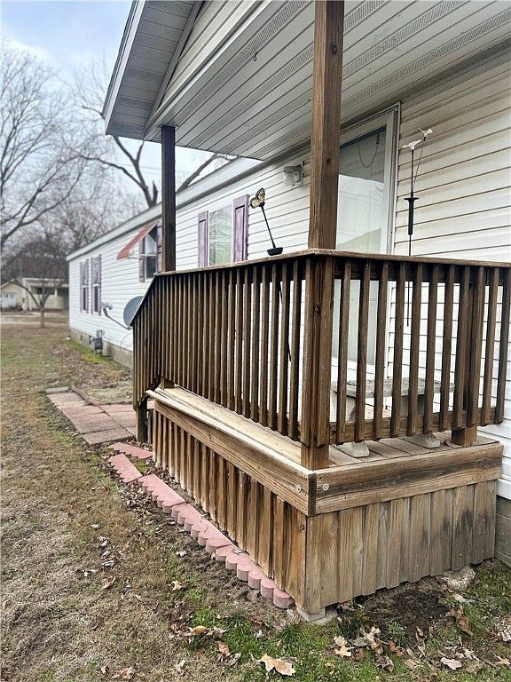 212 N Olive St Saint Elmo, IL 62458 - Thumbnail 3