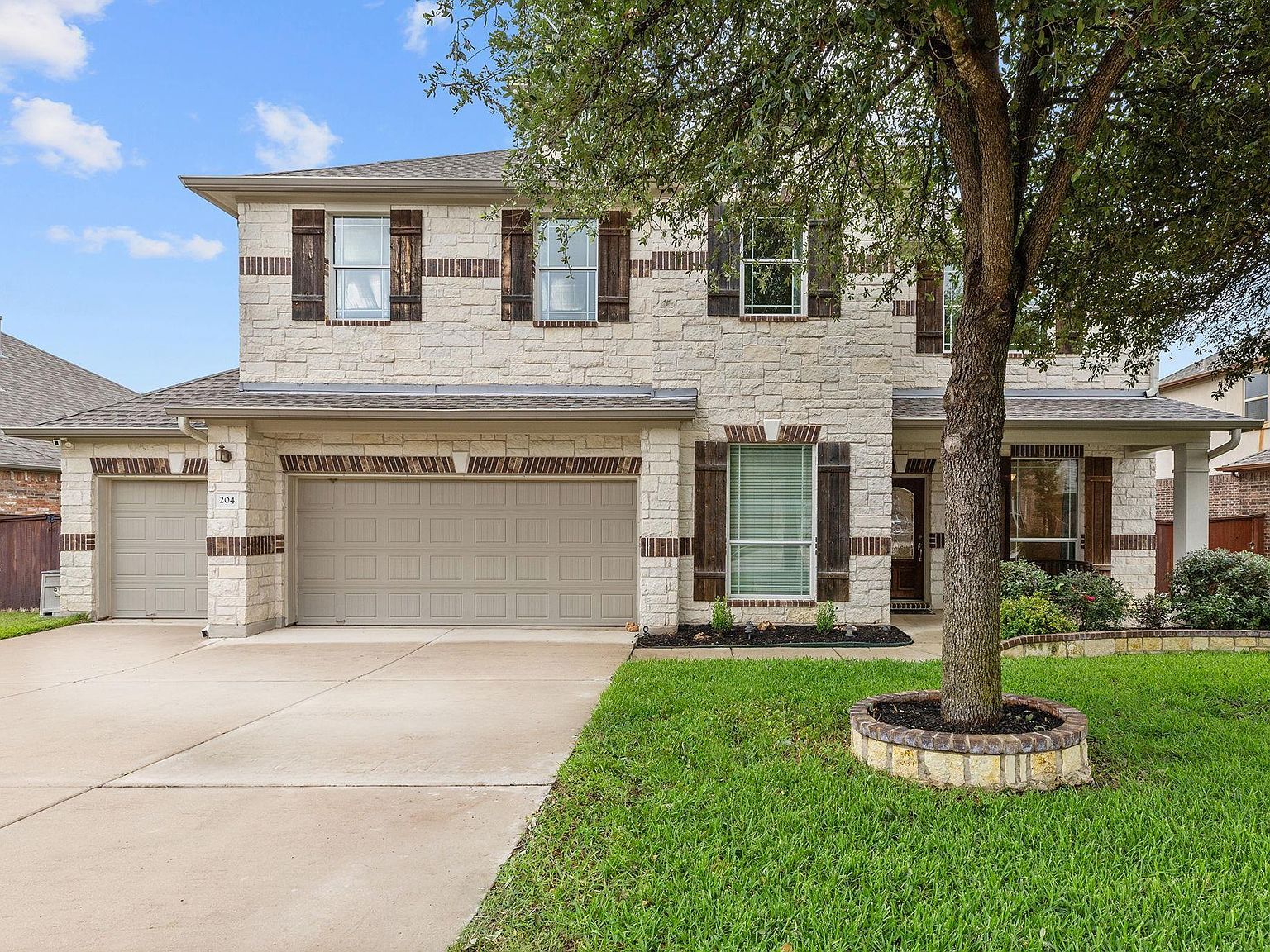 204 Lake Livingston Dr Georgetown, TX 78628 - Thumbnail 3