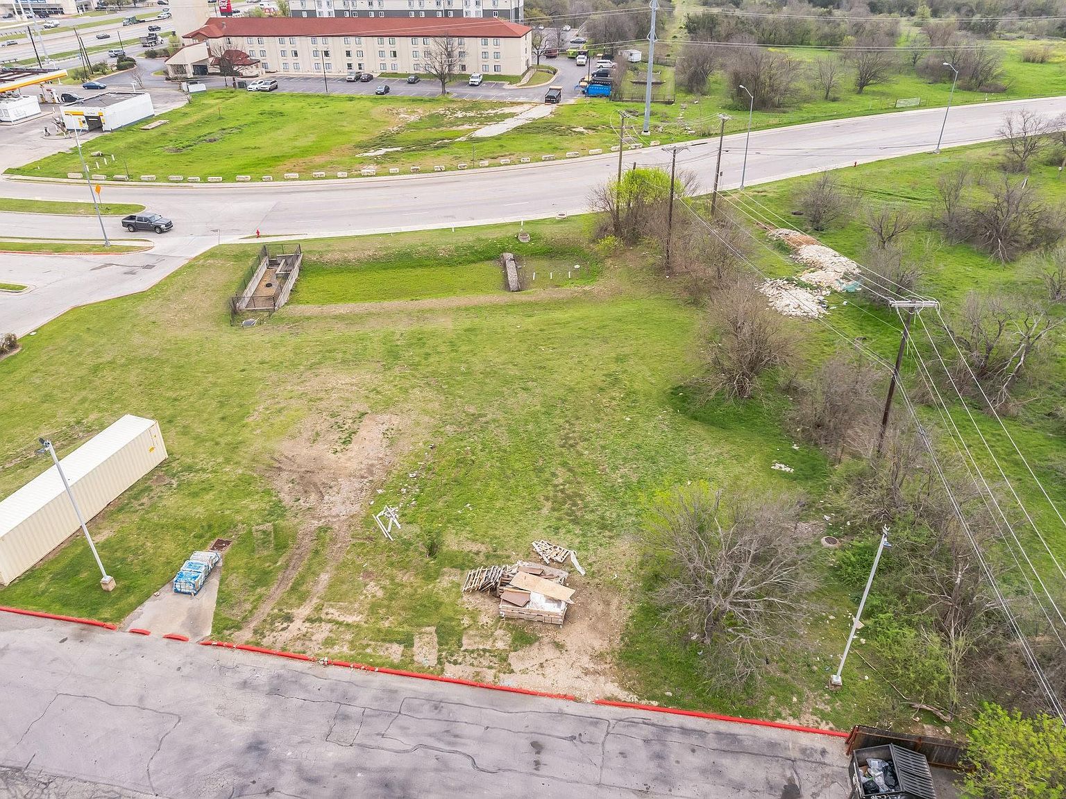 350 Chisholm Pkwy Round Rock, TX 78681 - Thumbnail 3