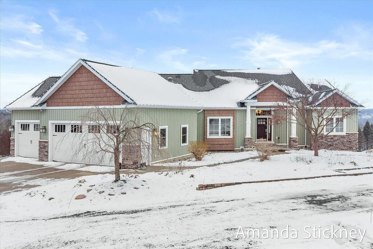 4343 S Montcalm Ave Lowell, MI 49331 - Thumbnail 3