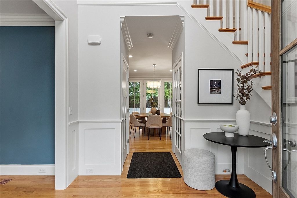 31 Moody St Newton, MA 02467 - Thumbnail 3