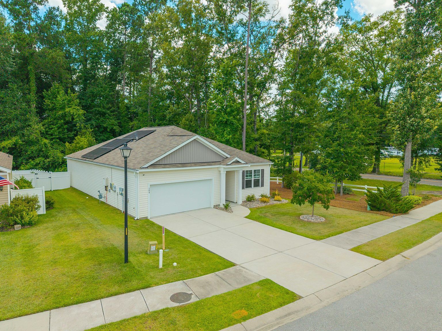 104 Rusting Link Rd Summerville, SC 29483 - Thumbnail 3