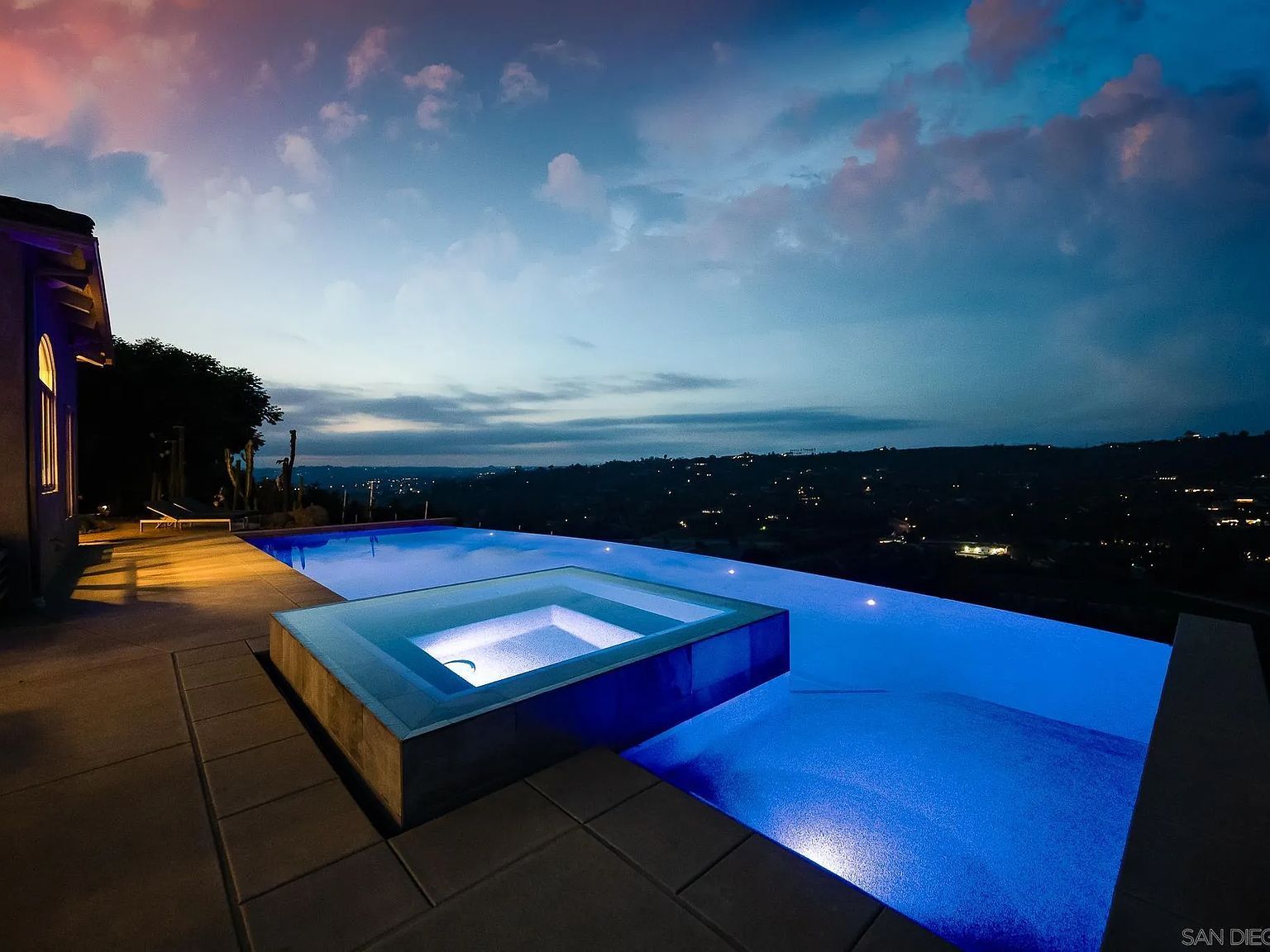 30330 Via Maria Elena Bonsall, CA 92003 - Thumbnail 3