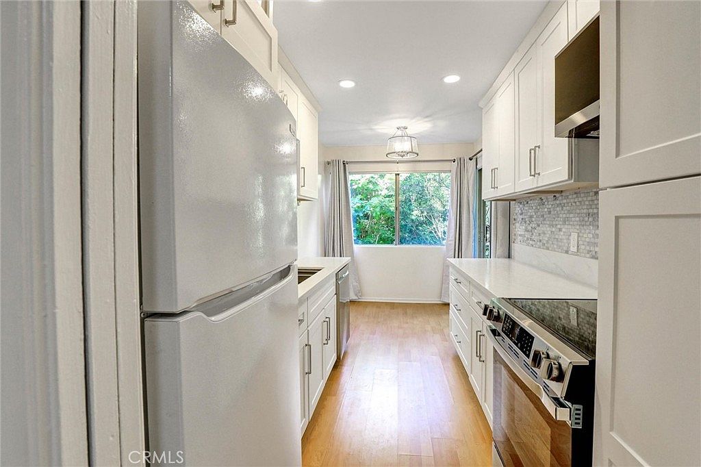 1301 S Atlantic Blvd APT 425B Monterey Park, CA 91754 - Thumbnail 3