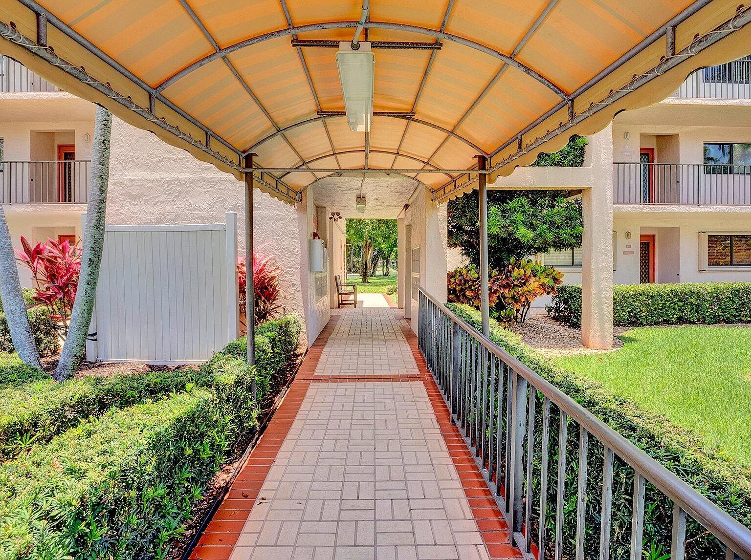 15075 Witney Rd APT 108 Delray Beach, FL 33484 - Thumbnail 3