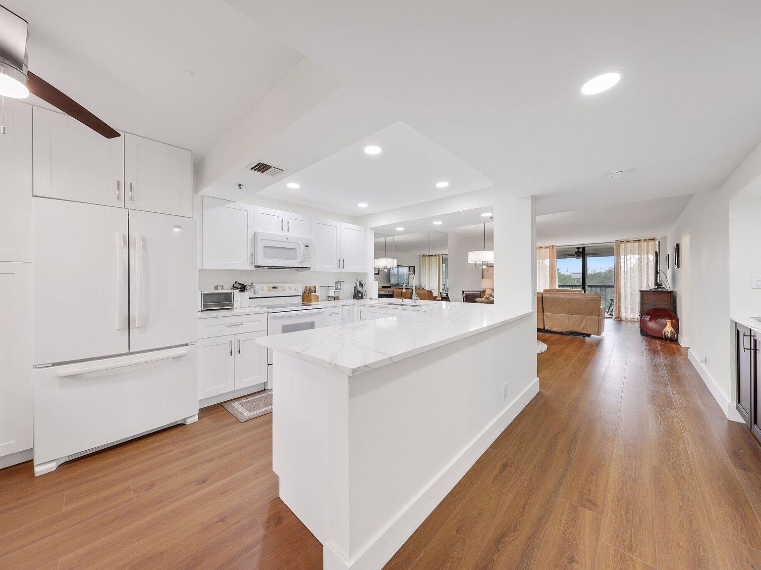 6620 Boca Del Mar Dr APT 402 Boca Raton, FL 33433 - Thumbnail 3