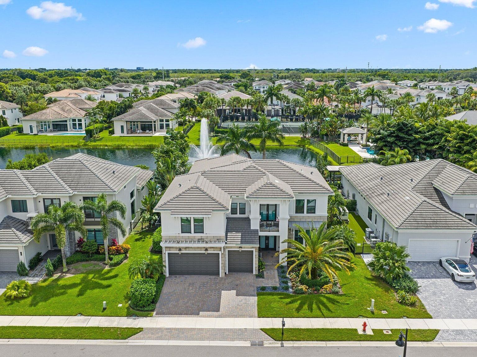 2530 NW 71st St Boca Raton, FL 33496 - Thumbnail 3