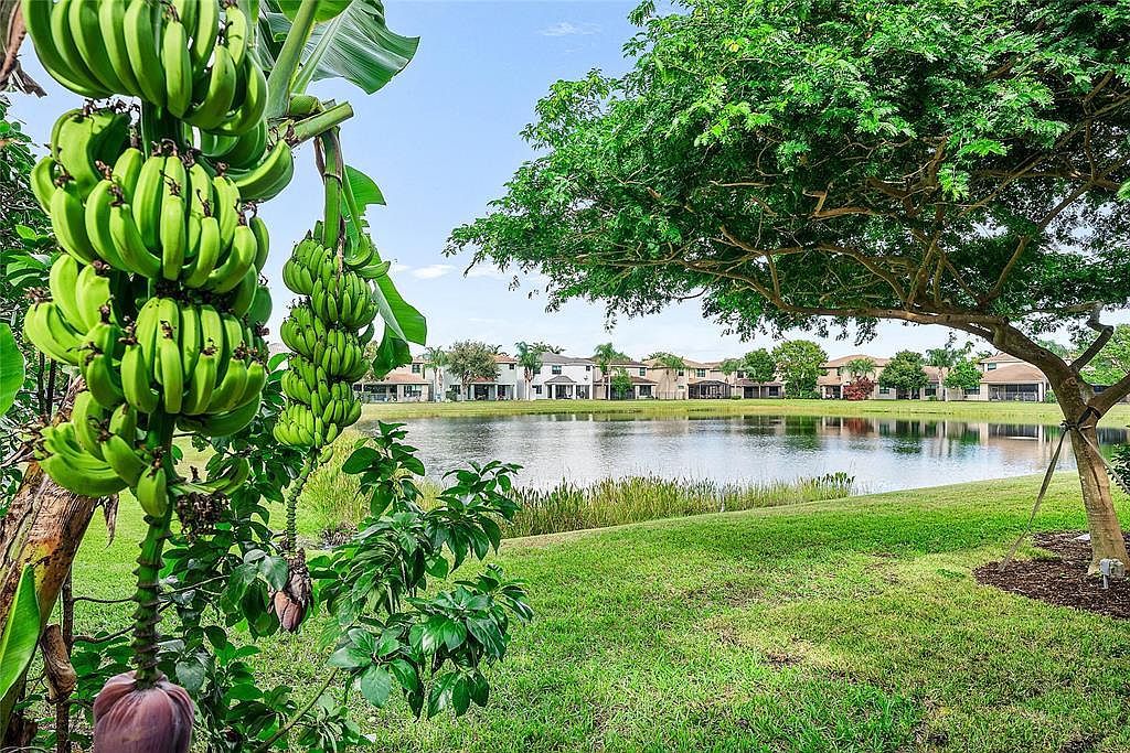 8101 Ironstone Dr Delray Beach, FL 33446 - Thumbnail 3