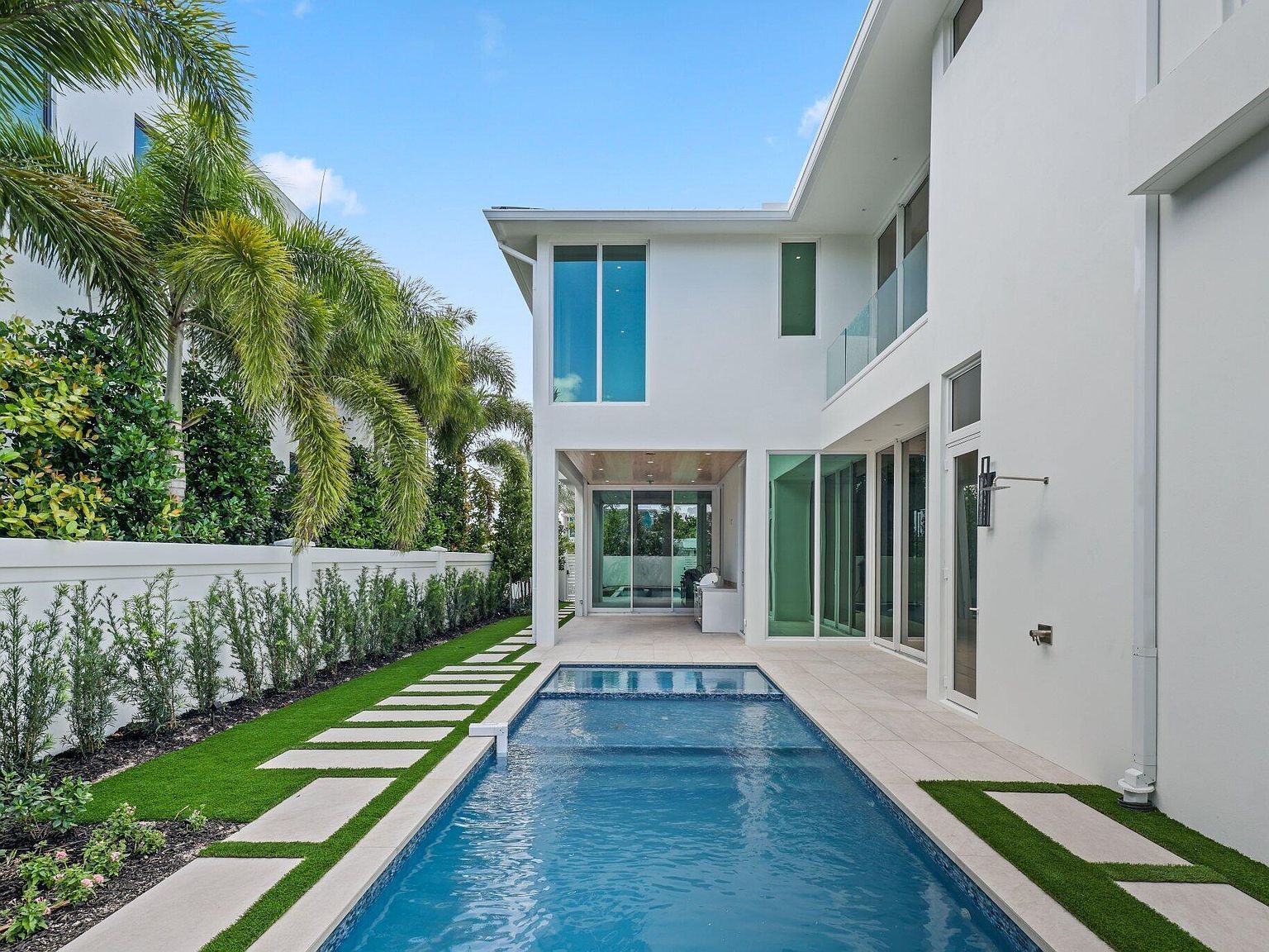 330 Grove Way Delray Beach, FL 33444 - Thumbnail 3