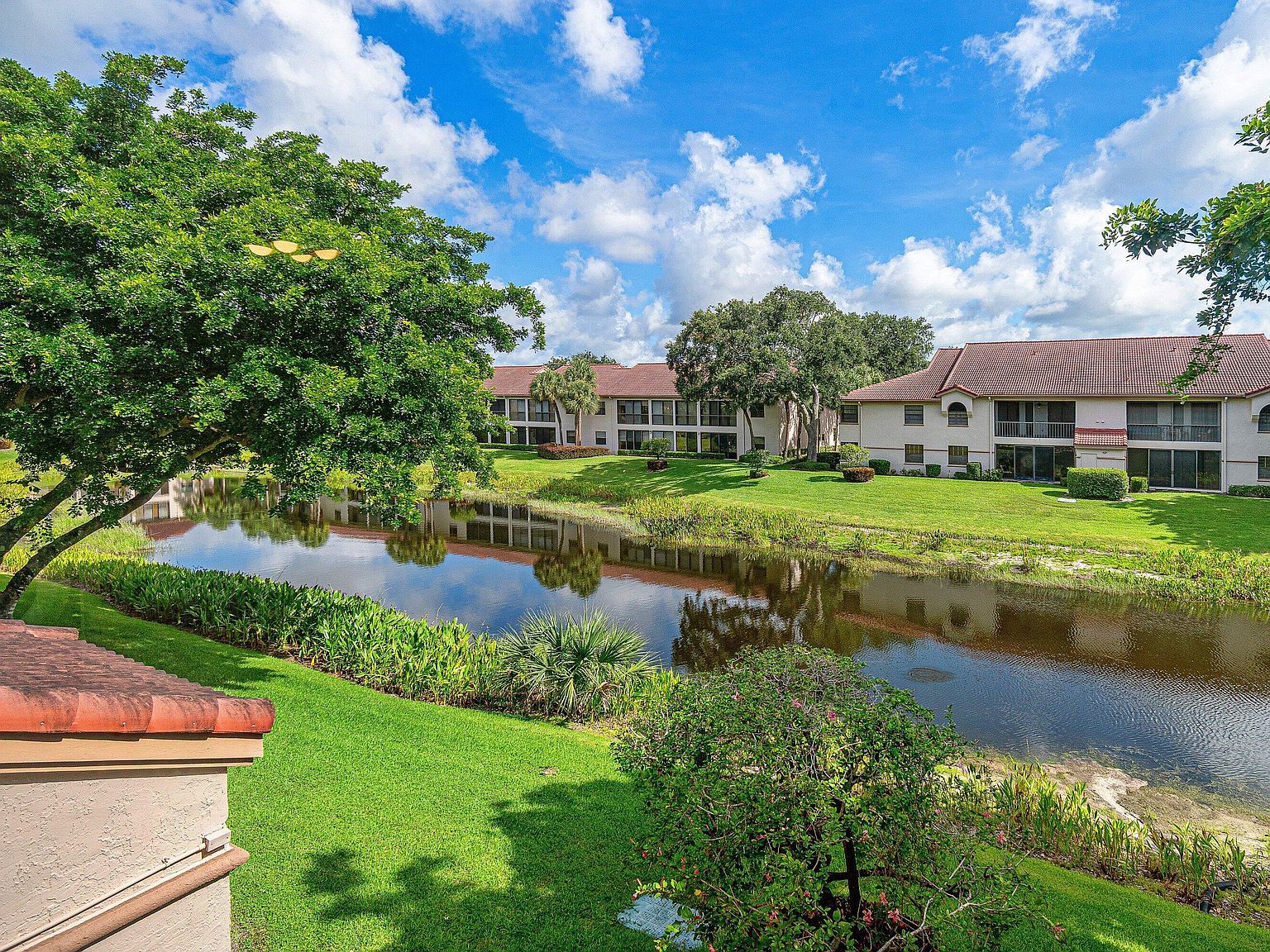 5171 Europa Dr APT G Boynton Beach, FL 33437 - Thumbnail 3