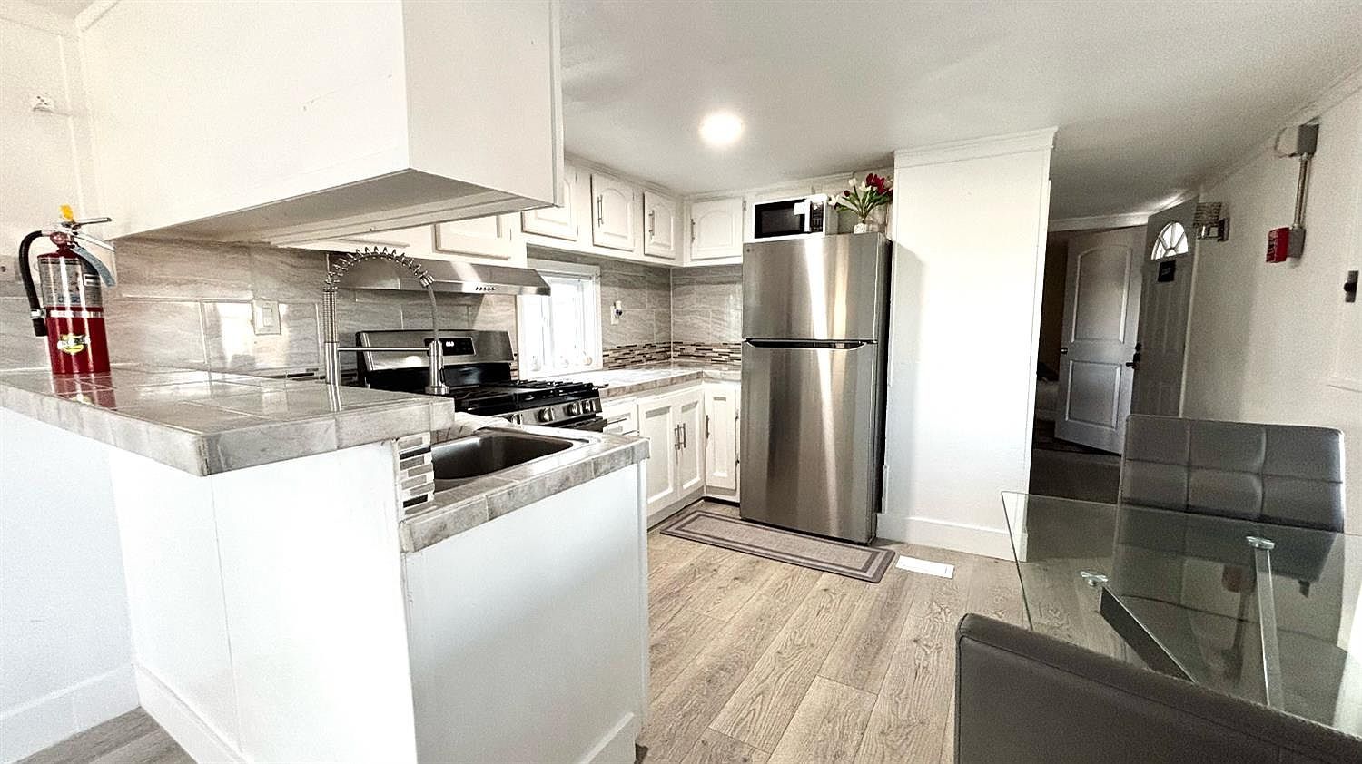 255 E Bolivar St Space 204 Salinas, CA 93906 - Thumbnail 3