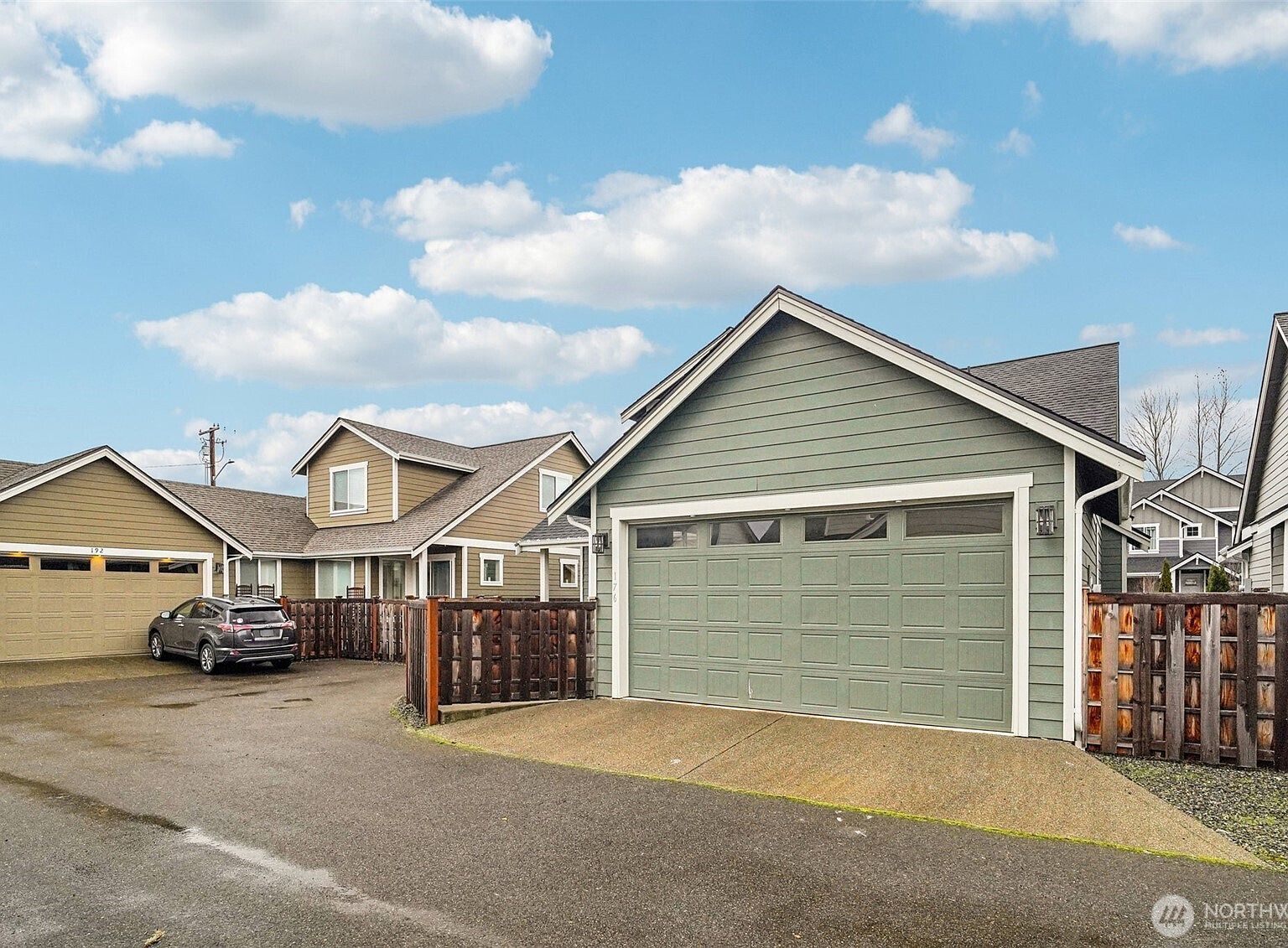 176 Love Dr Enumclaw, WA 98022 - Thumbnail 3