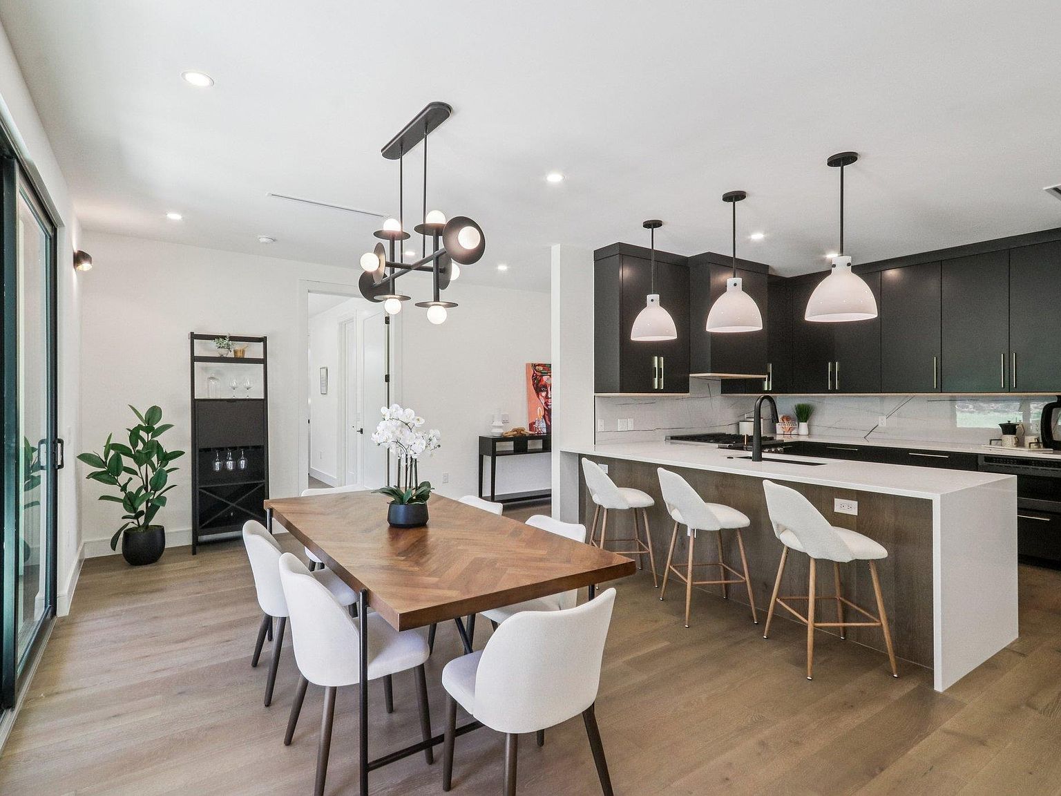 5700 Louise Ln Austin, TX 78757 - Thumbnail 3