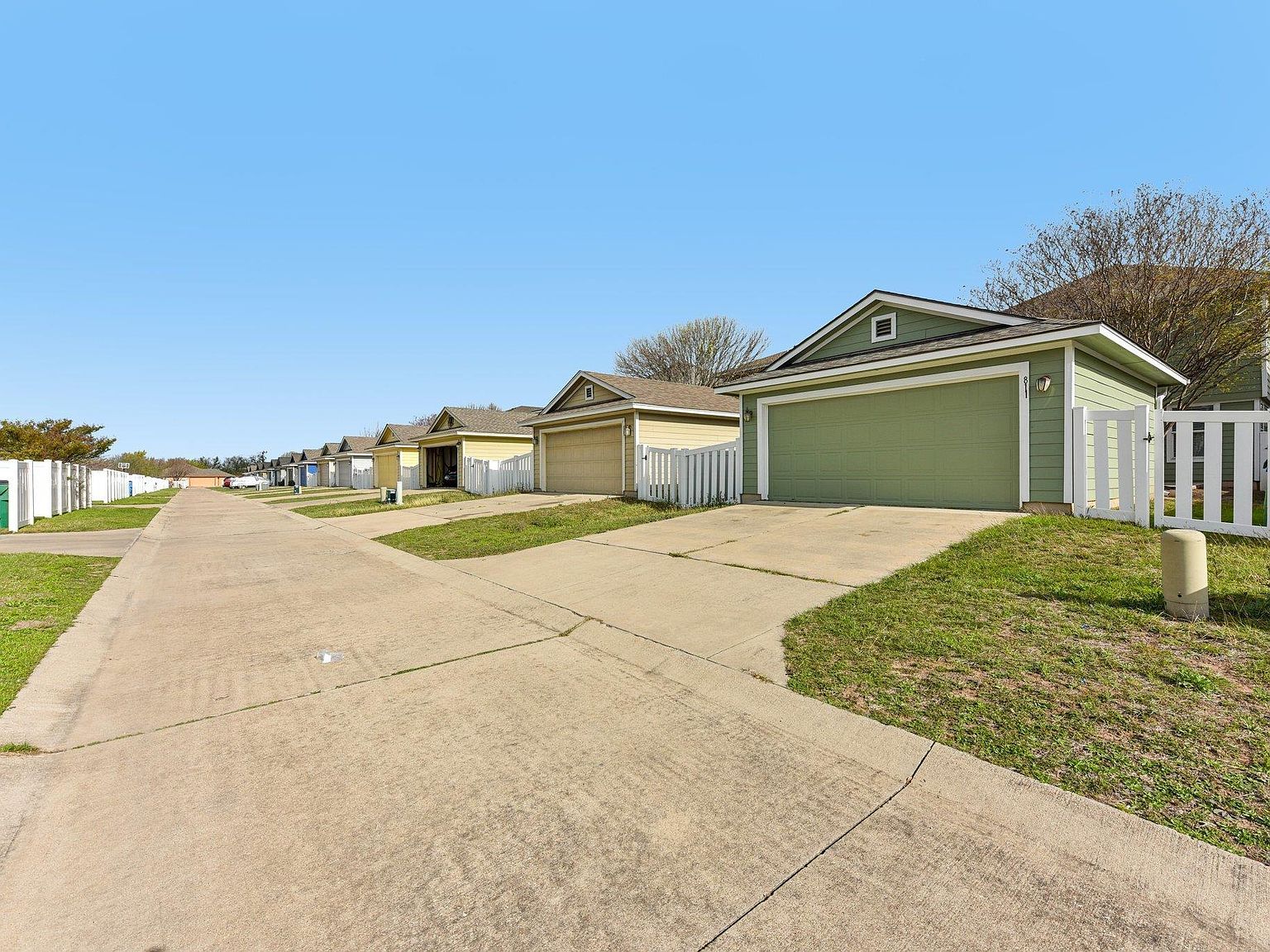 811 Craters Of The Moon Blvd Pflugerville, TX 78660 - Thumbnail 3