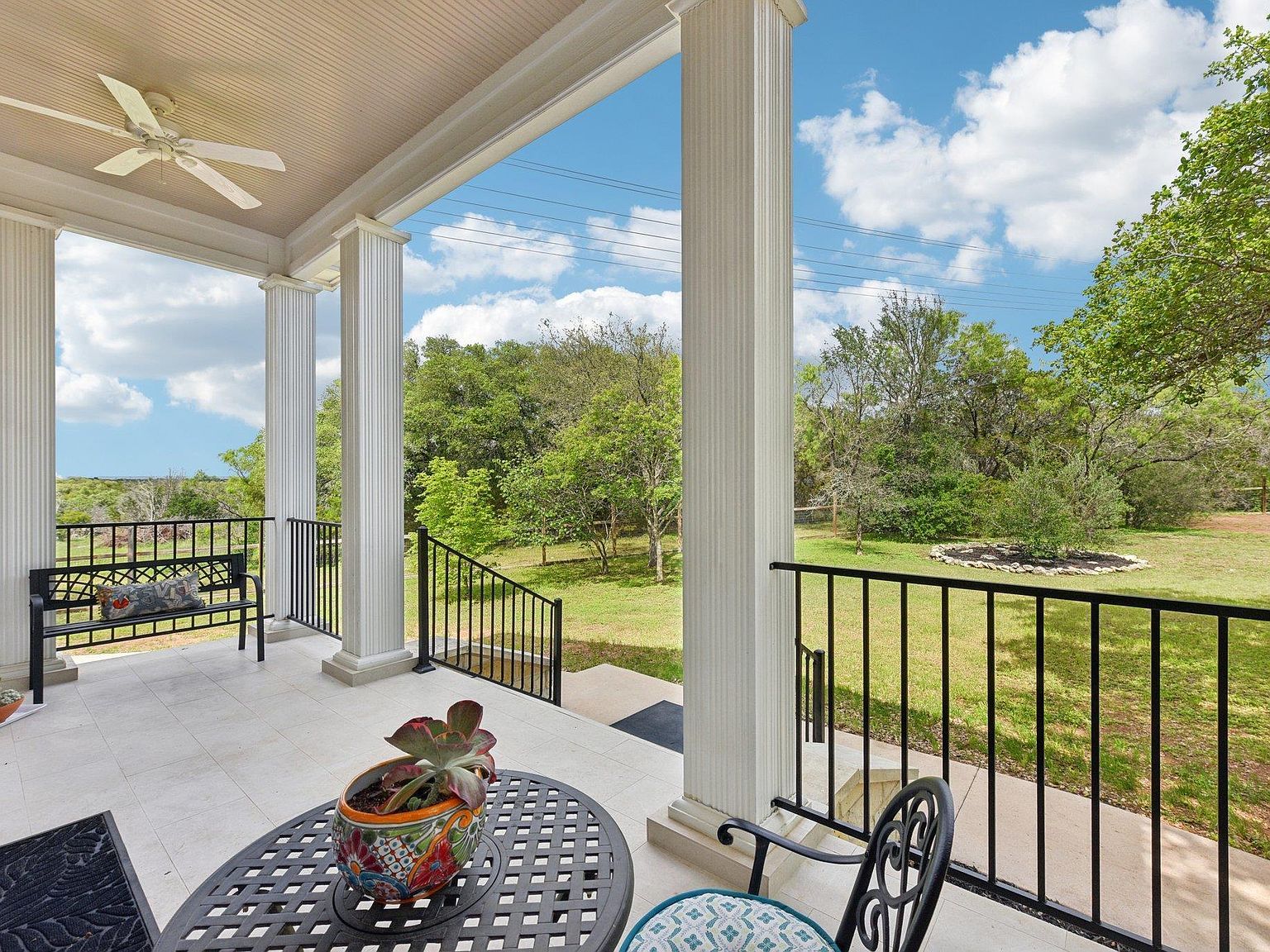 126 County Road 420 Spicewood, TX 78669 - Thumbnail 3