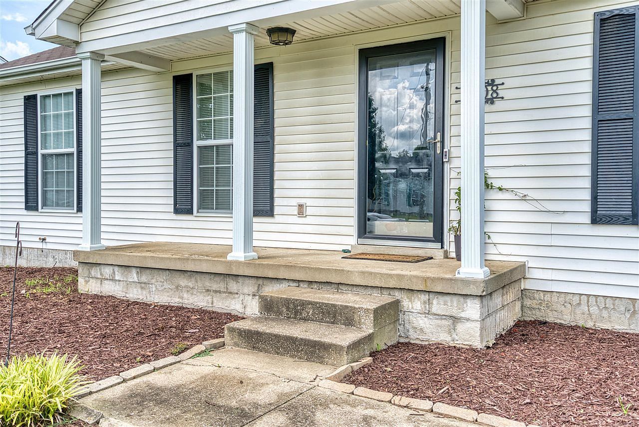 1208 Miller Pond Rd Franklin, KY 42134 - Thumbnail 3