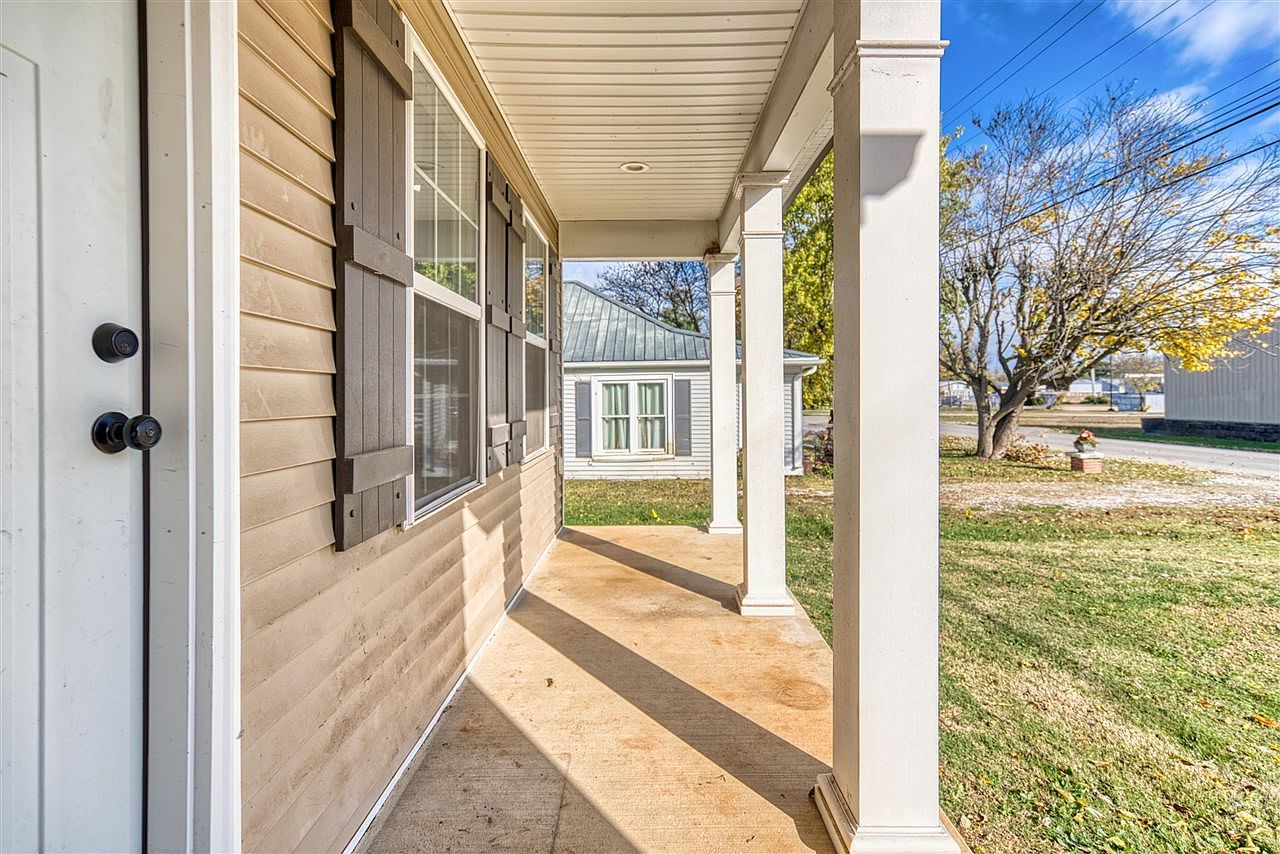 611 N High St Franklin, KY 42134 - Thumbnail 3