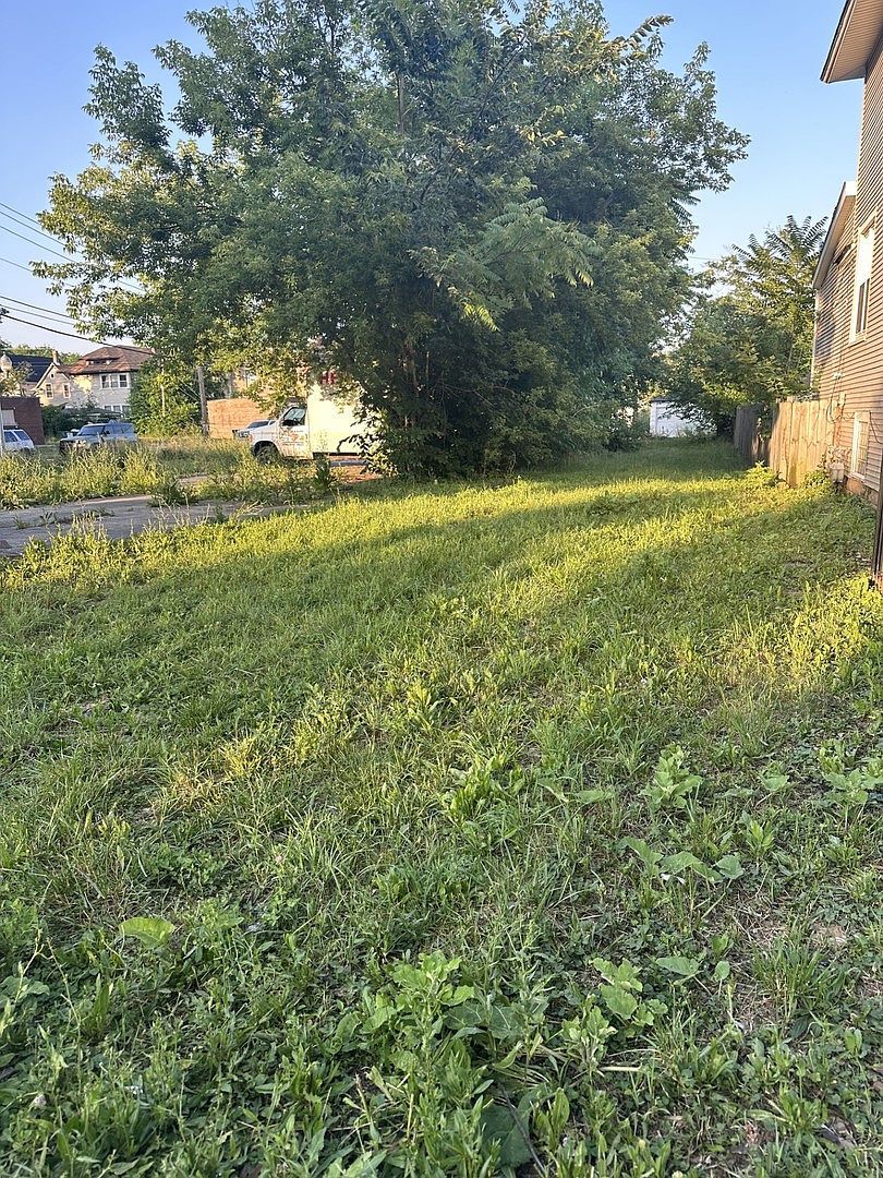 655 N Lotus Ave Chicago, IL 60644 - Thumbnail 3