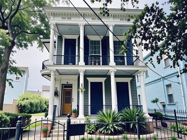 1608 Governor Nicholls St New Orleans, LA 70116 - Thumbnail 3