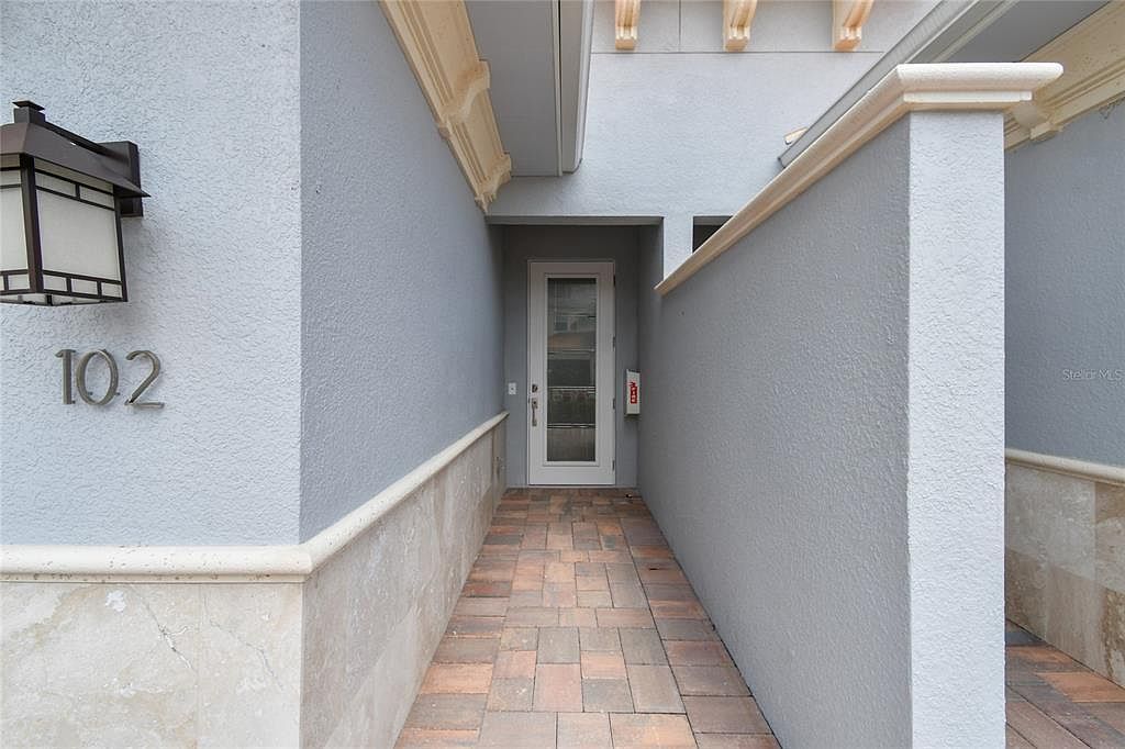 7834 Hidden Creek Loop #102 Lakewood Ranch, FL 34202 - Thumbnail 3