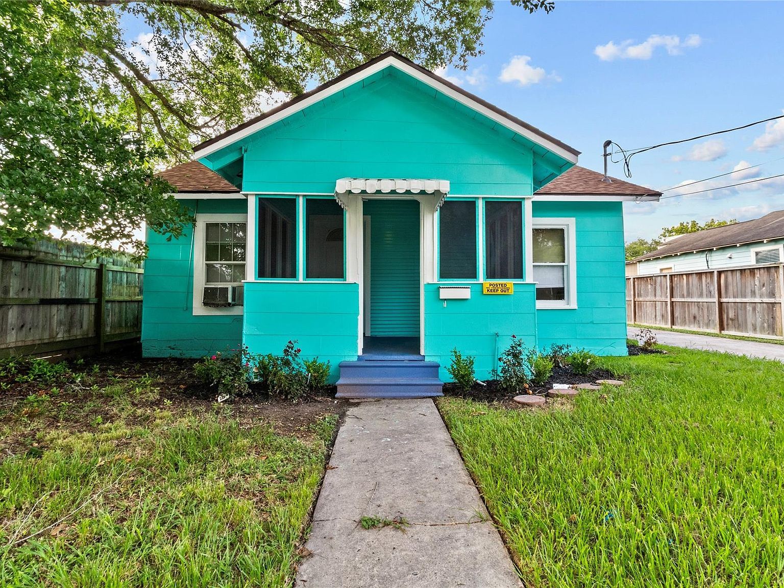 706 E Hunnicutt St Baytown, TX 77520 - Thumbnail 3