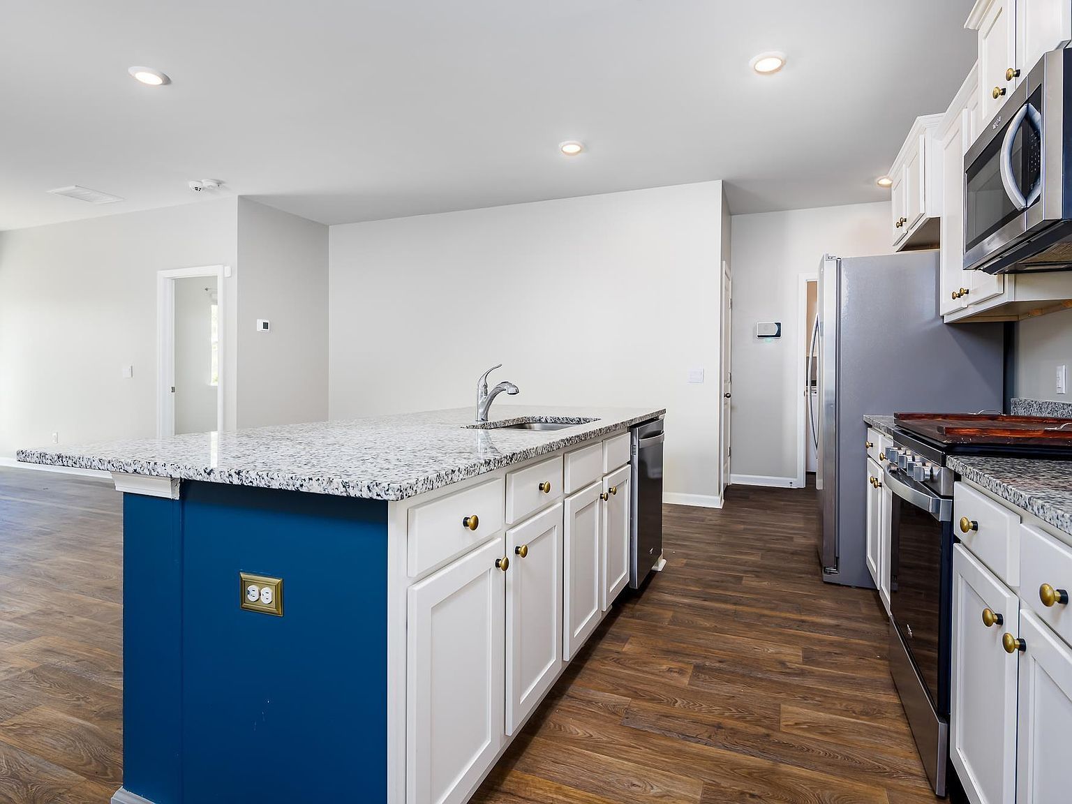 833 Kirby Ct Charleston, SC 29414 - Thumbnail 3