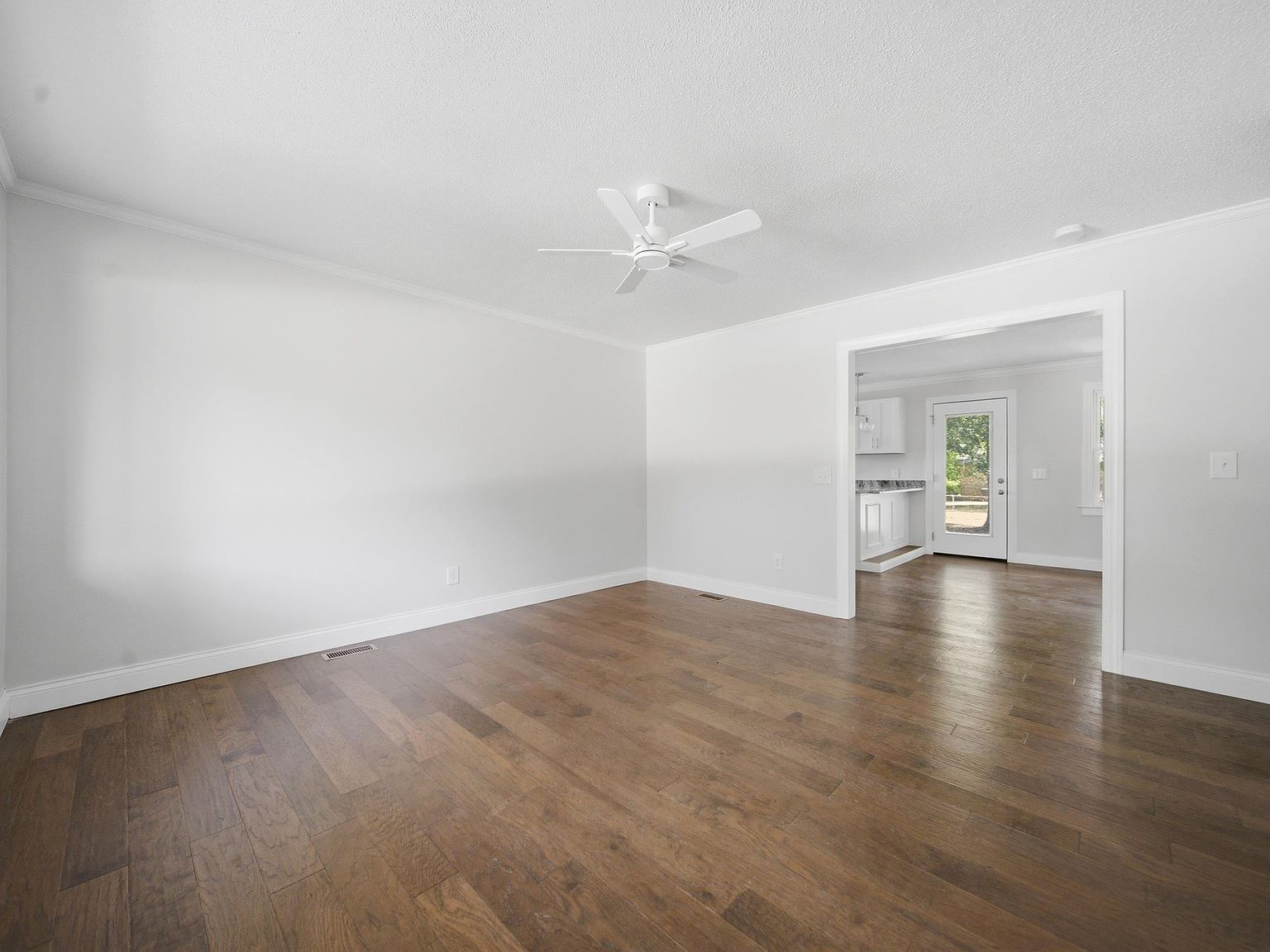 306 Southall Rd West Columbia, SC 29172 - Thumbnail 3