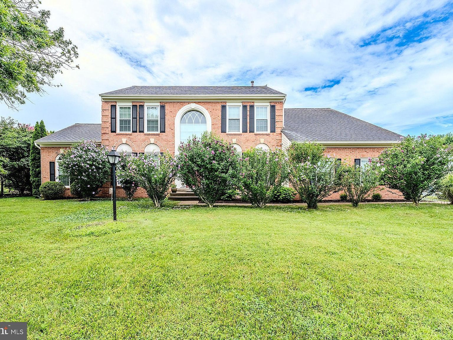 20624 Camptown Ct Ashburn, VA 20147 - Thumbnail 3