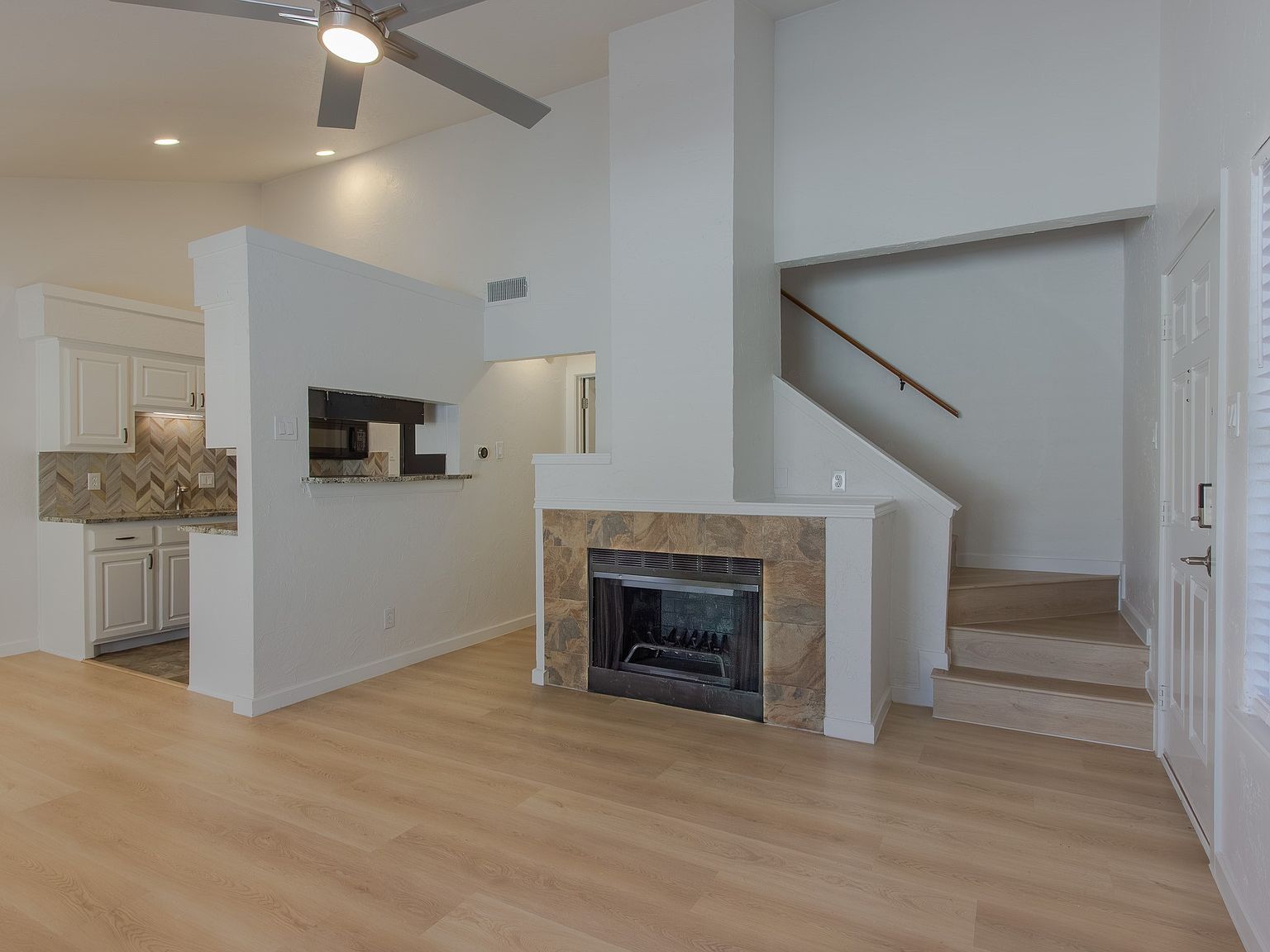 2240 Tarpley Rd APT 62 Carrollton, TX 75006 - Thumbnail 3