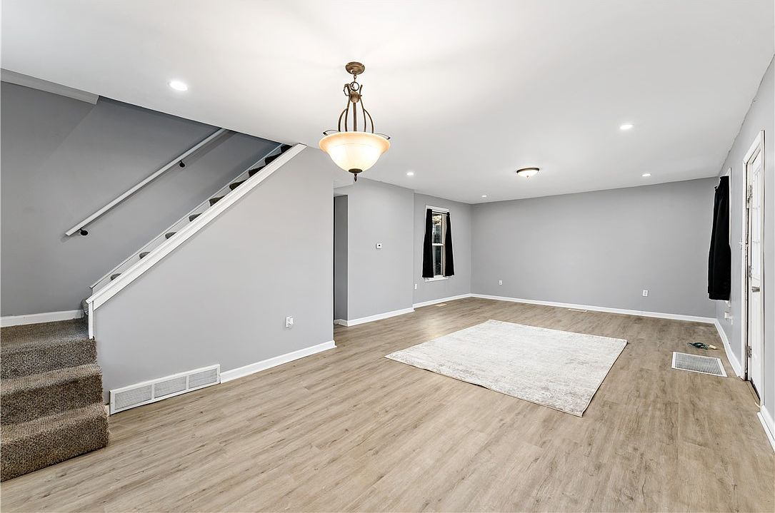 502 Washington Ave New Galilee, PA 16141 - Thumbnail 3