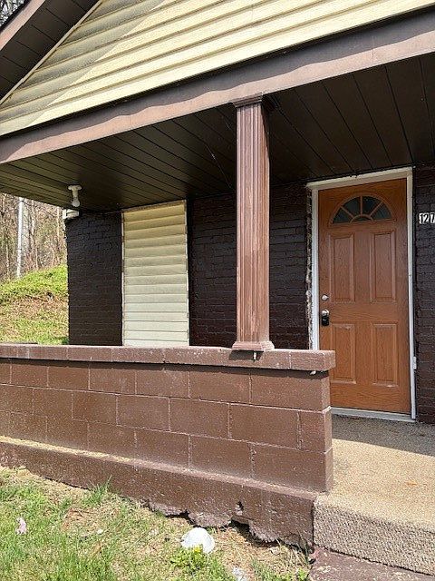 1278 Lincoln St Vandergrift, PA 15690 - Thumbnail 3