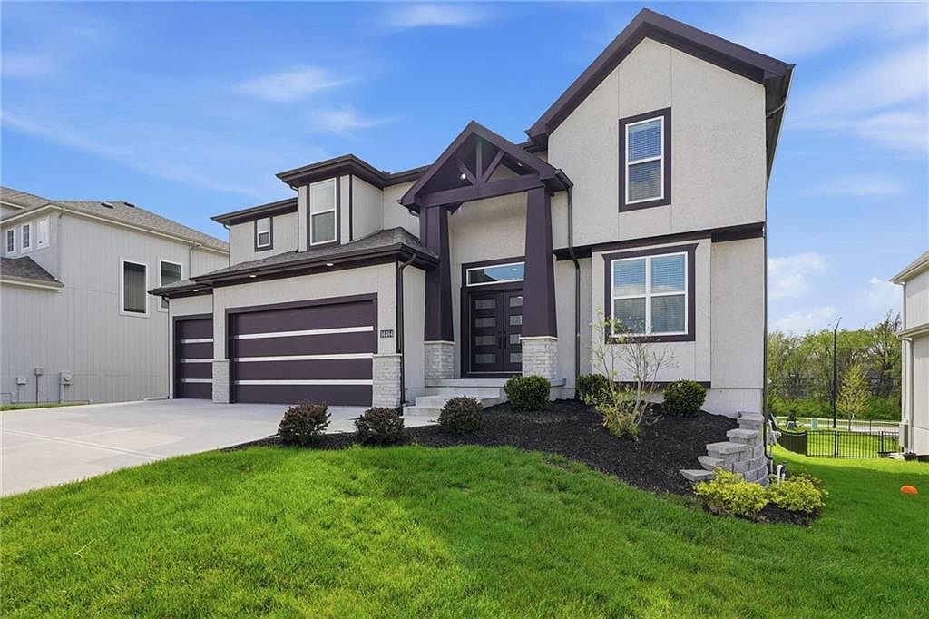 14464 S Haskins St Olathe, KS 66062 - Thumbnail 3