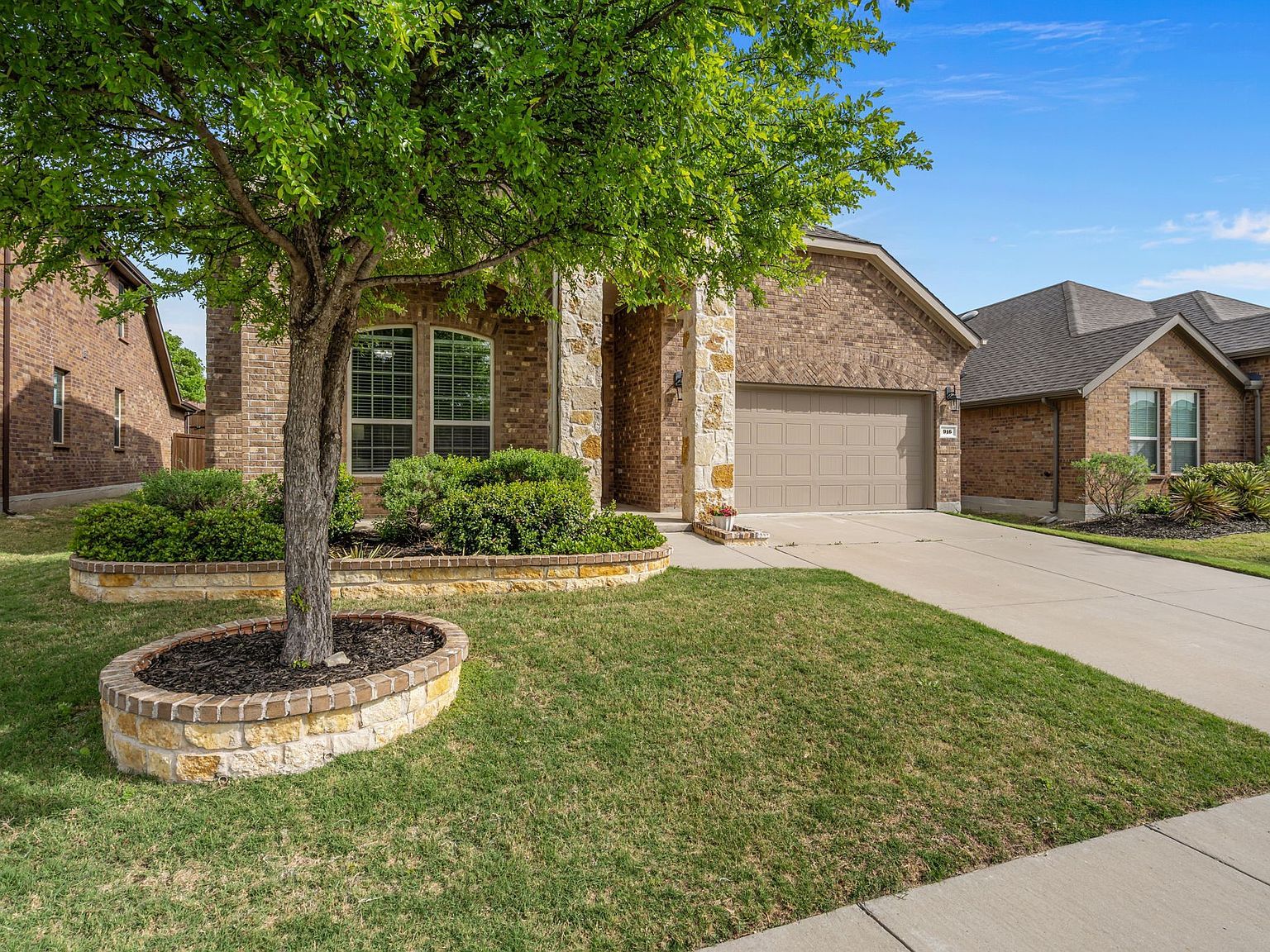 916 Berry St Celina, TX 75009 - Thumbnail 3