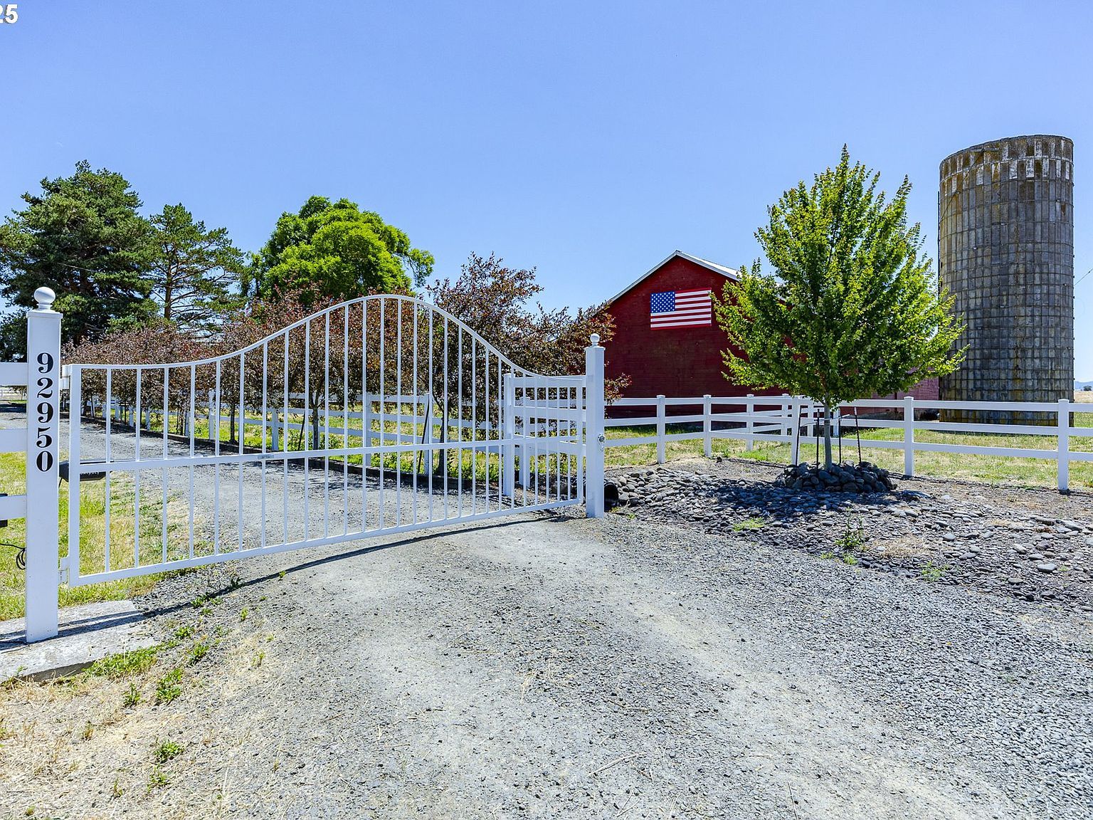 92950 Pitney Ln Junction City, OR 97448 - Thumbnail 3