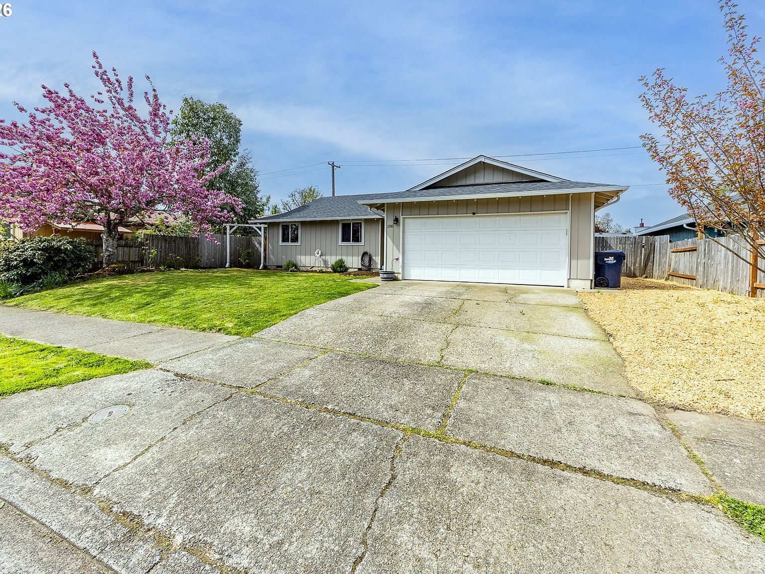 1530 Dola St Eugene, OR 97402 - Thumbnail 3