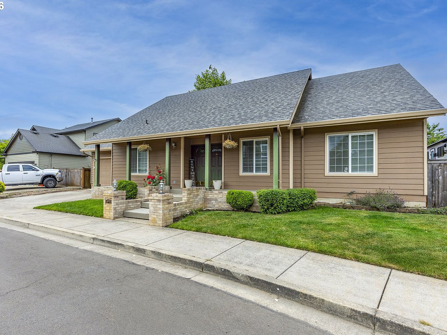 6876 Simeon Dr Springfield, OR 97478 - Thumbnail 3