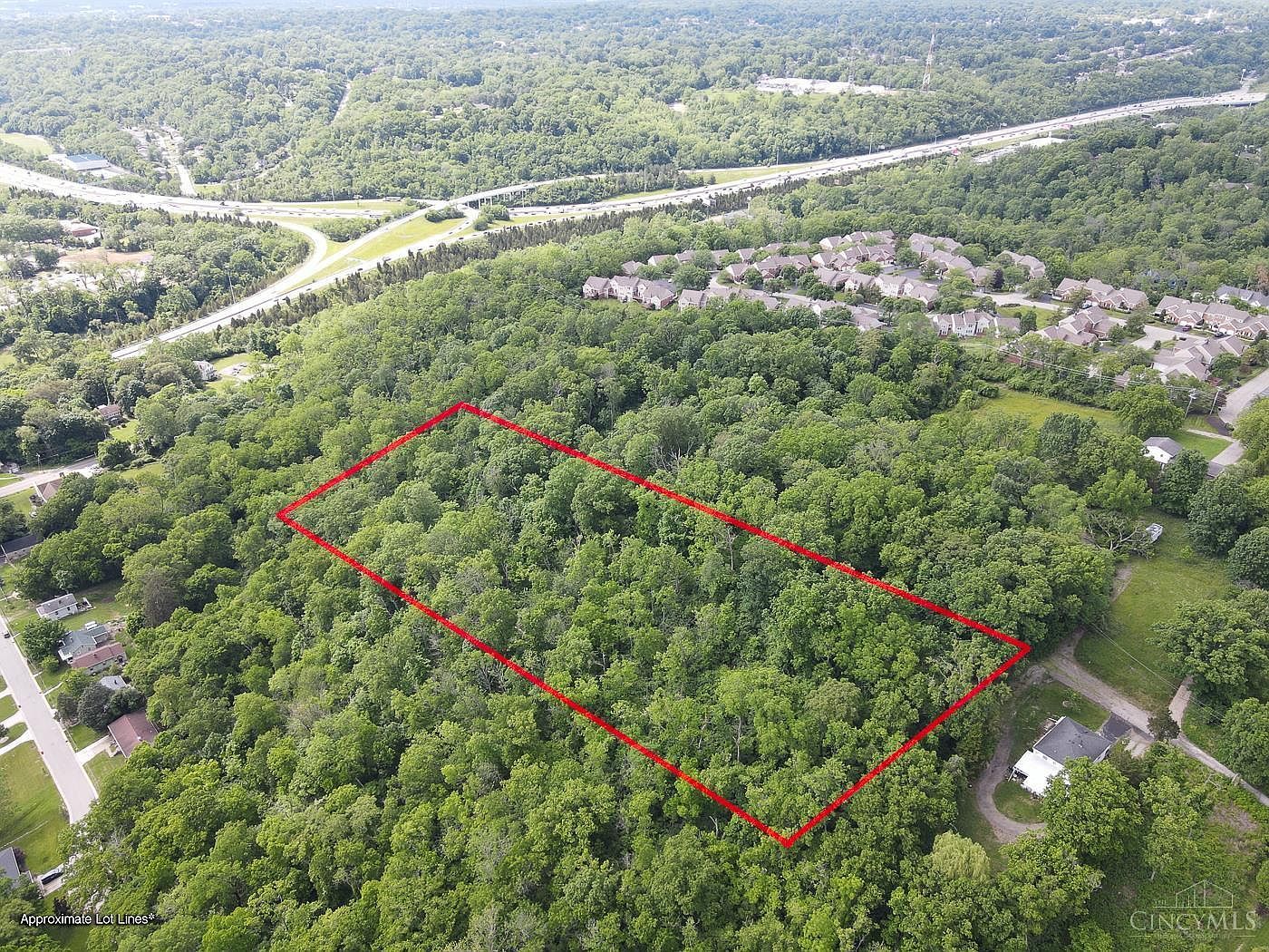 5899 Jordan Ln Cincinnati, OH 45227 - Thumbnail 3