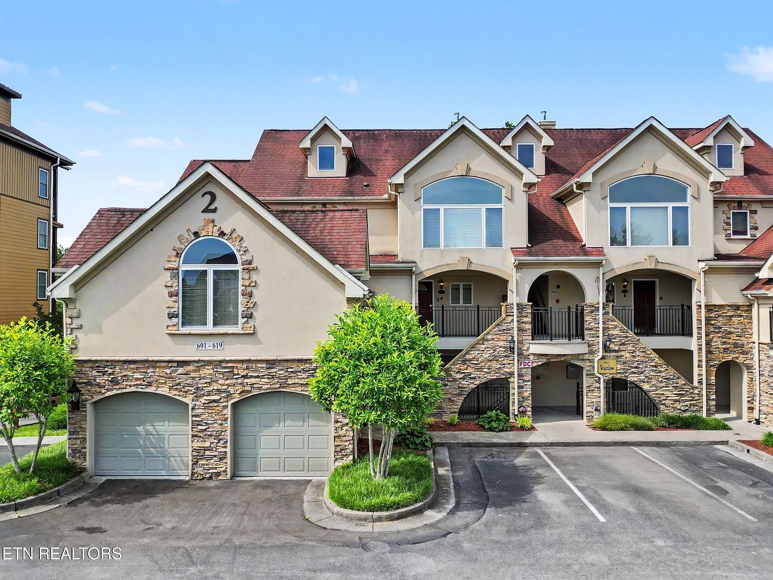 609 River Place Way #B301 Sevierville, TN 37862 - Thumbnail 3