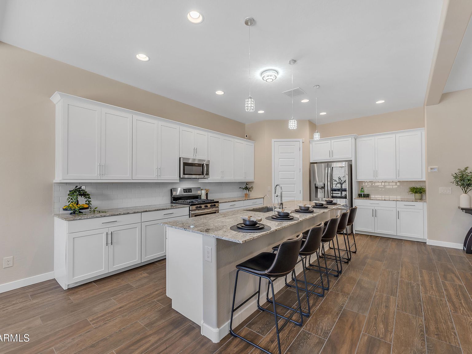 18916 W Laurel Ln Surprise, AZ 85388 - Thumbnail 3