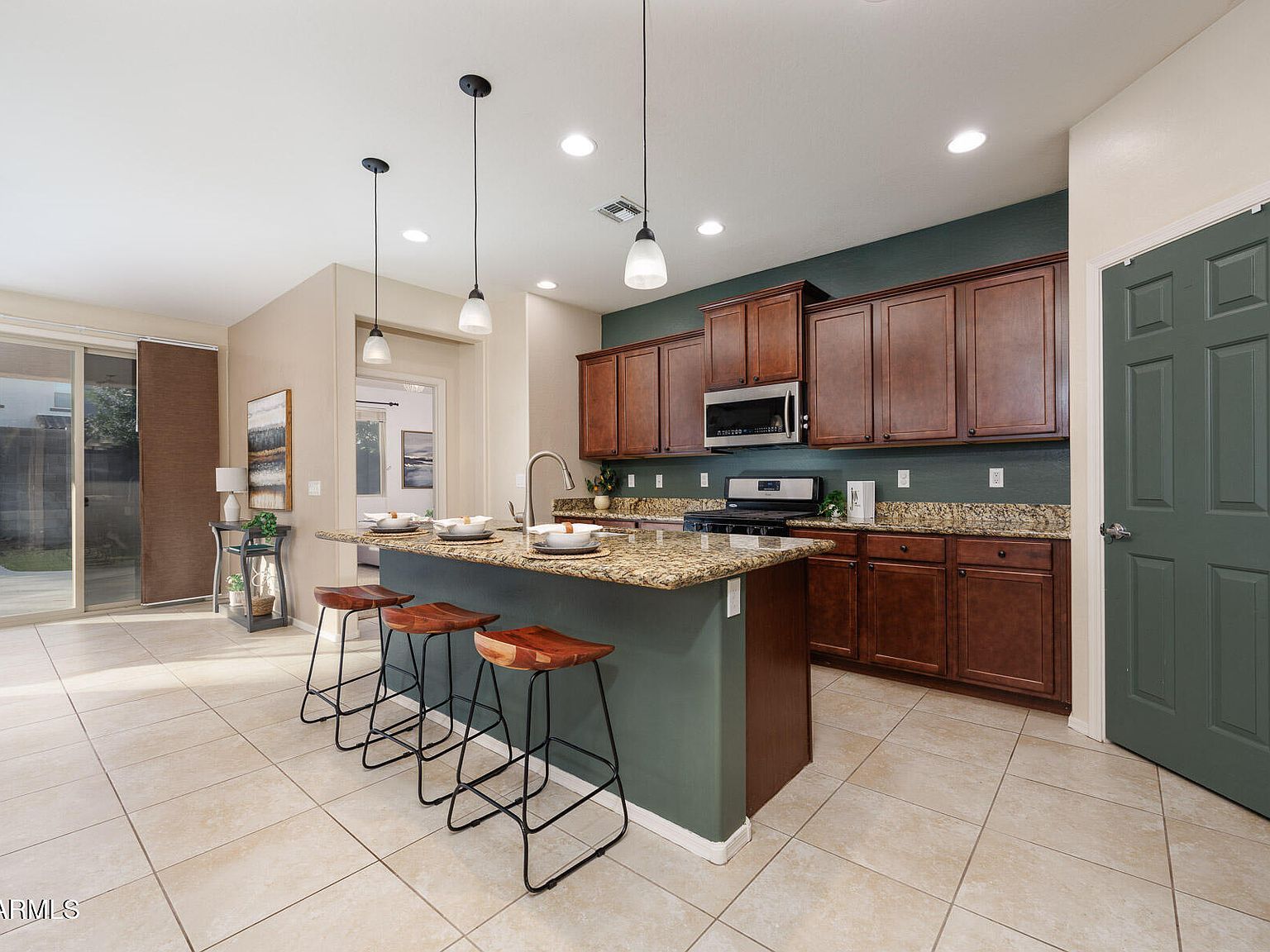 2421 W Arroyo Way San Tan Valley, AZ 85144 - Thumbnail 3