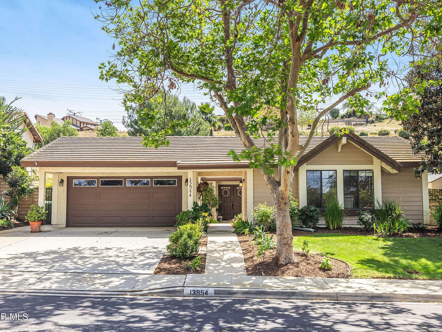 13954 Keisha Dr Moorpark, CA 93021 - Thumbnail 3