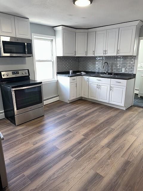 25 School St West Warwick, RI 02893 - Thumbnail 3