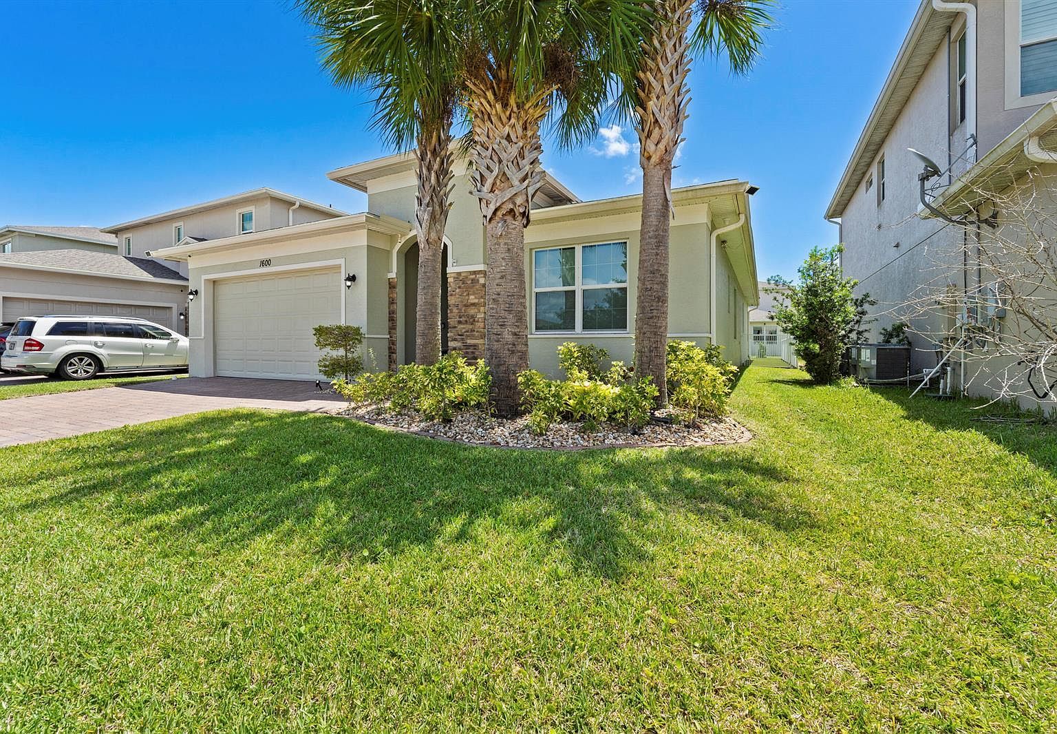 1600 NW Vivanco St Pt Saint Lucie, FL 34986 - Thumbnail 3