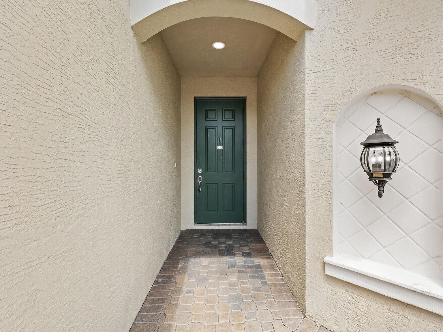 638 SW Treasure Cv Port Saint Lucie, FL 34986 - Thumbnail 3