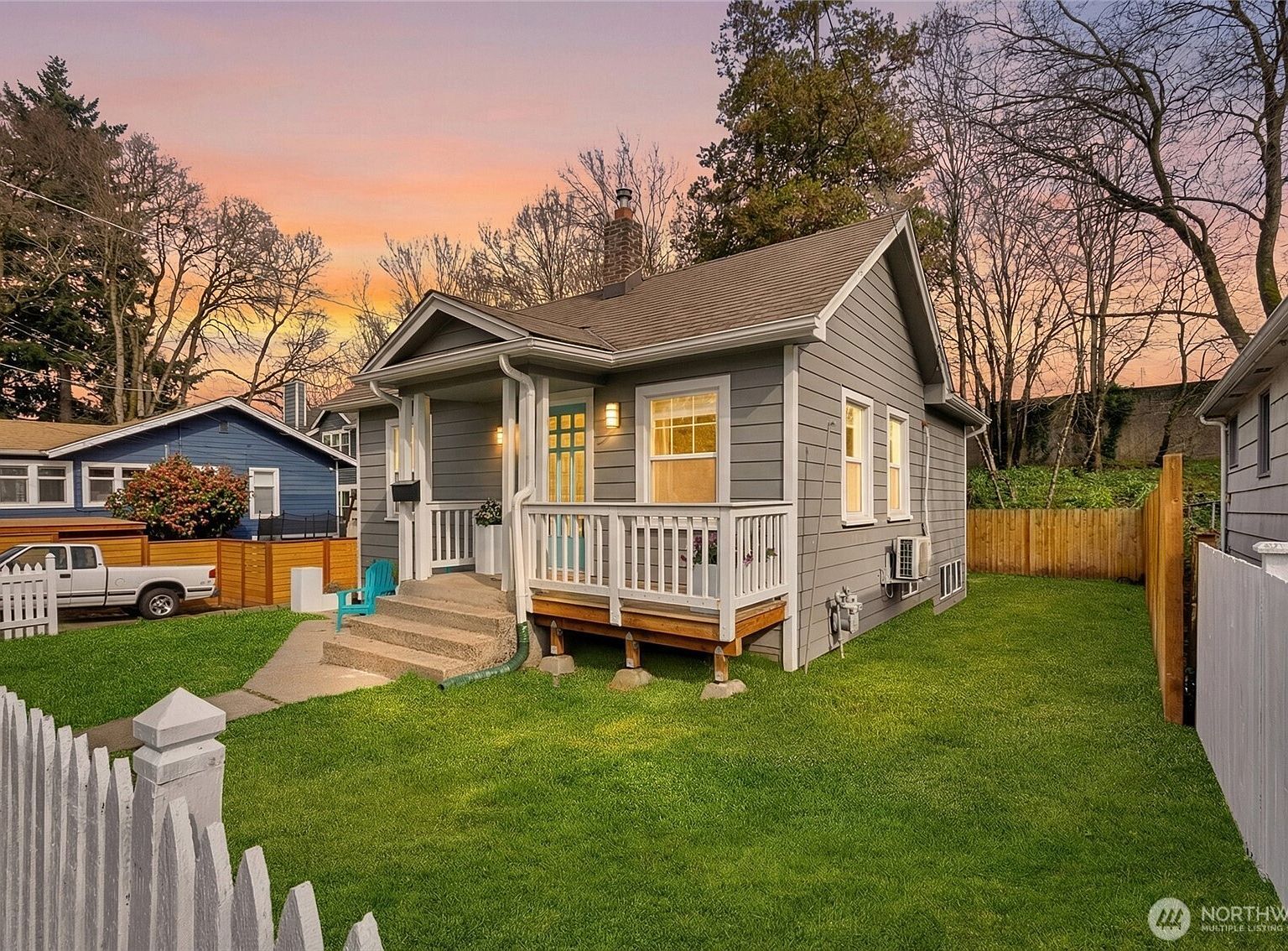 6058 6th Ave NE Seattle, WA 98115 - Thumbnail 3